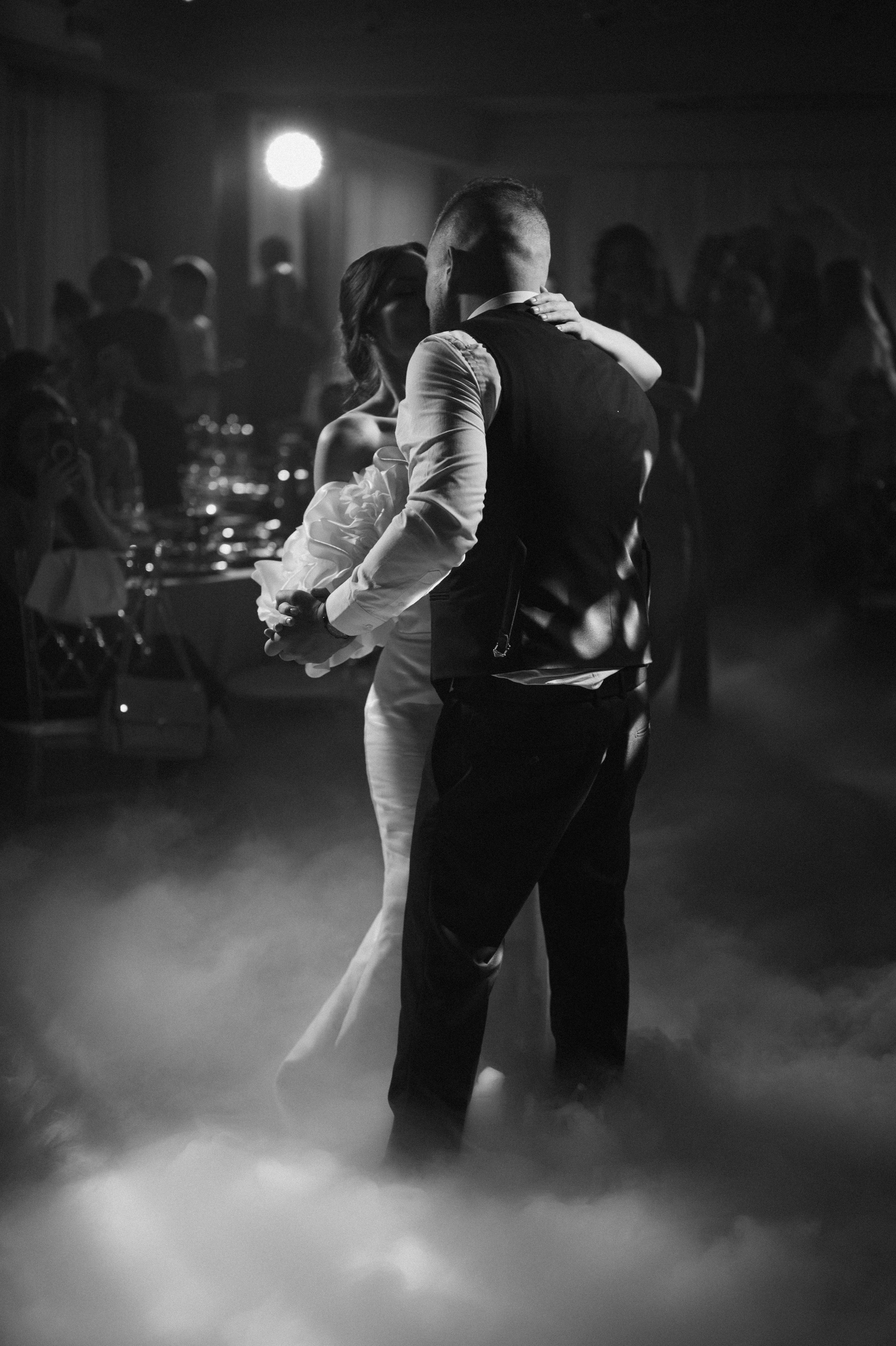 Мария и Никита. Бунгало в Москве.Аренда Бунгало в Мск