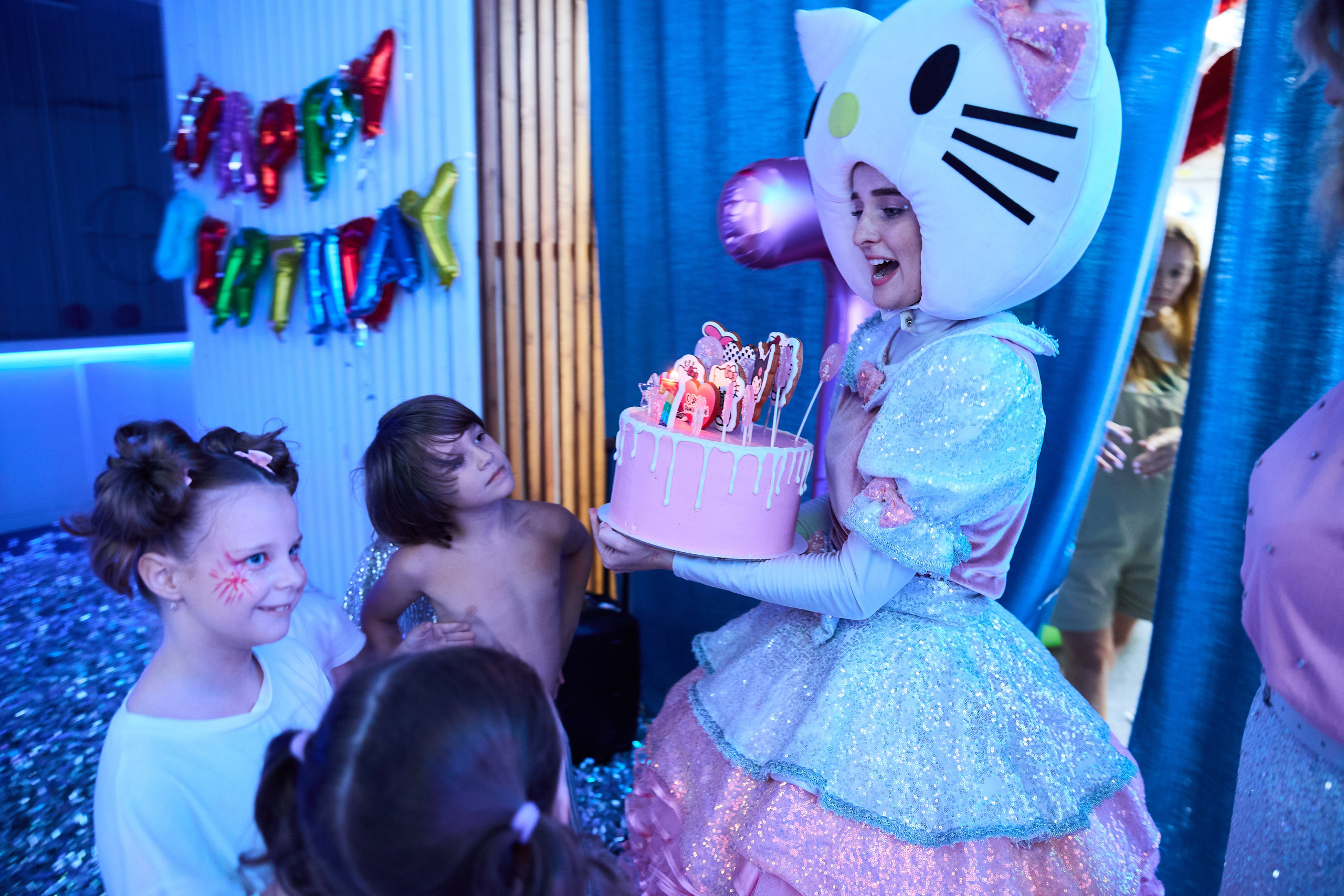 ДЕНЬ РОЖДЕНИЯ. ФОТОГРАФ ВО ВЛАДИВОСТОКЕ| СВАДЕБНЫЙ ФОТОГРАФ