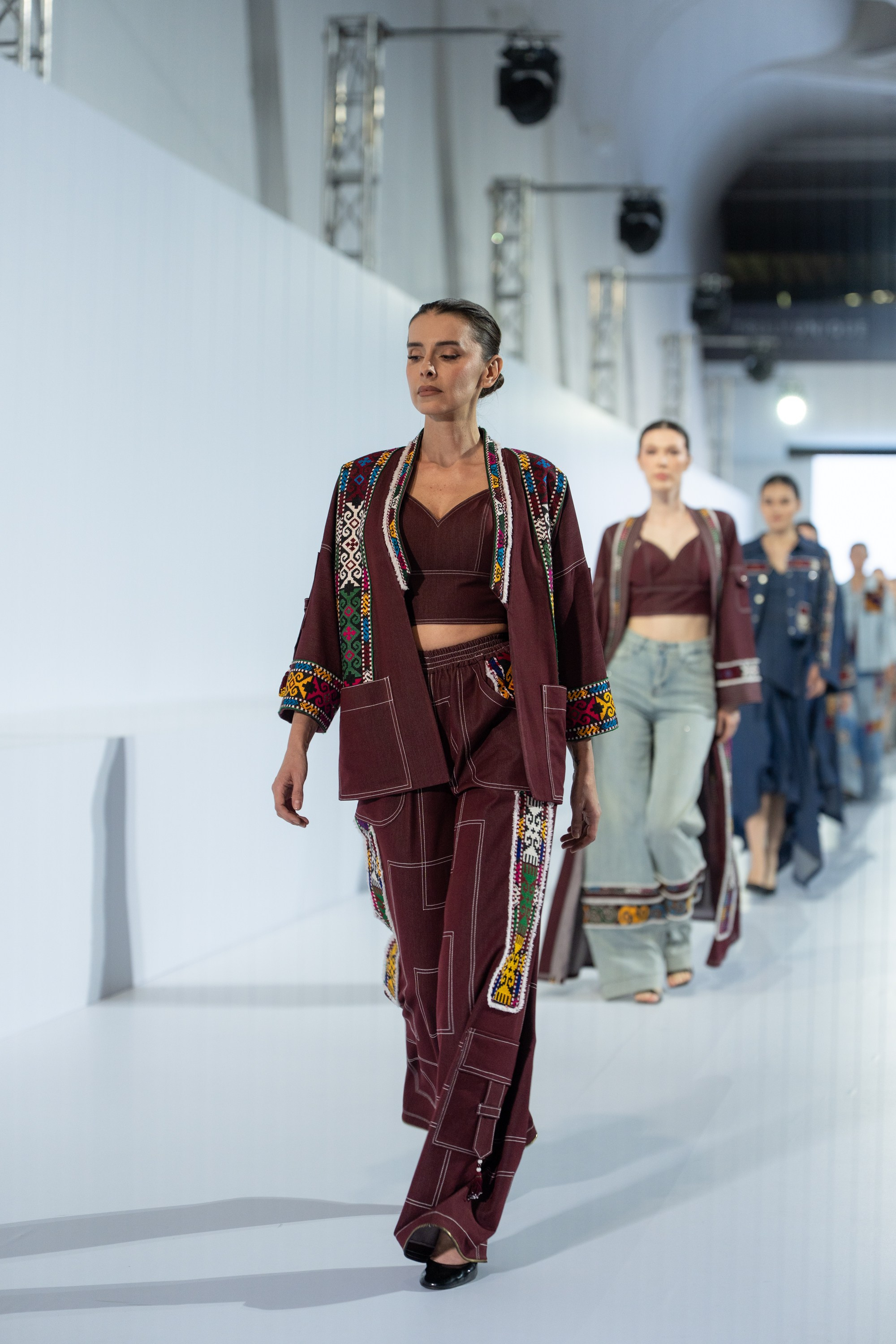 Umed Kuchkaliev. Сайт Алматинского НЮ АРТ, будуар и фэшн фотографа Дениса Карпенко