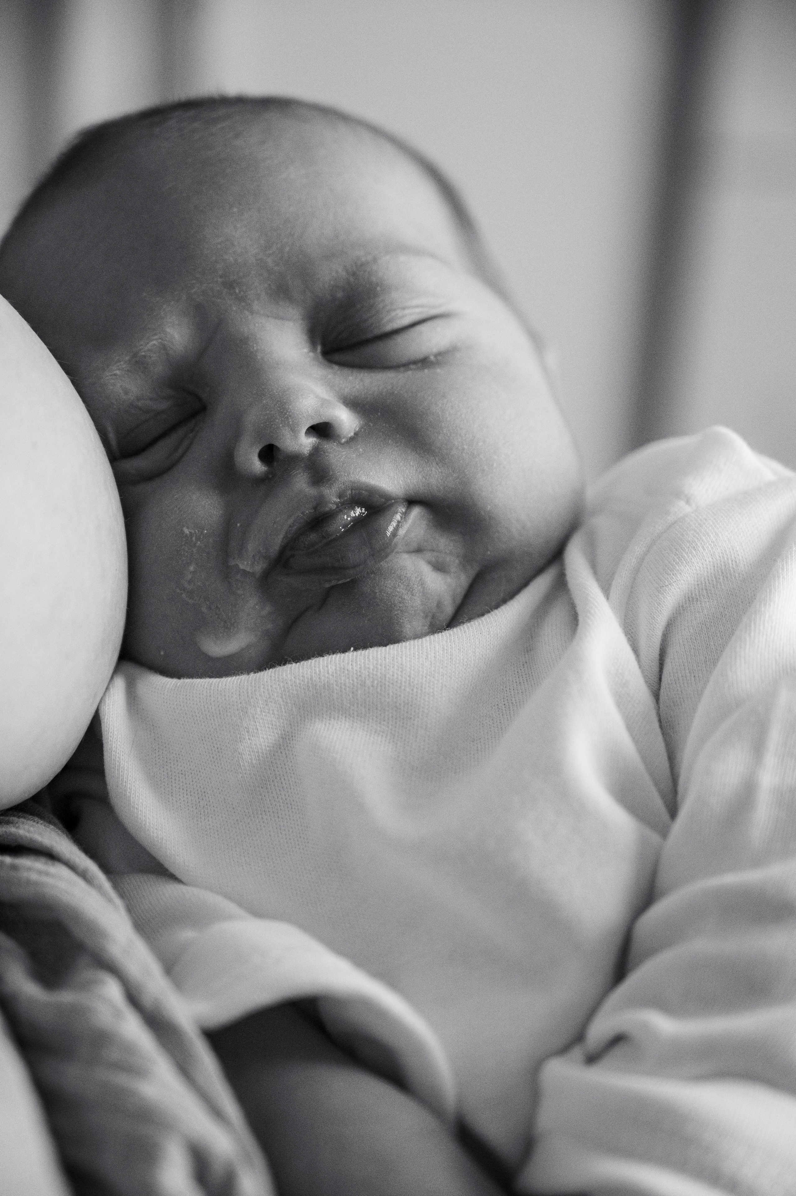 Ильюше 1 неделька. Домашний Lifestyle. Фотограф на роды СПБ Юлия Герасимова