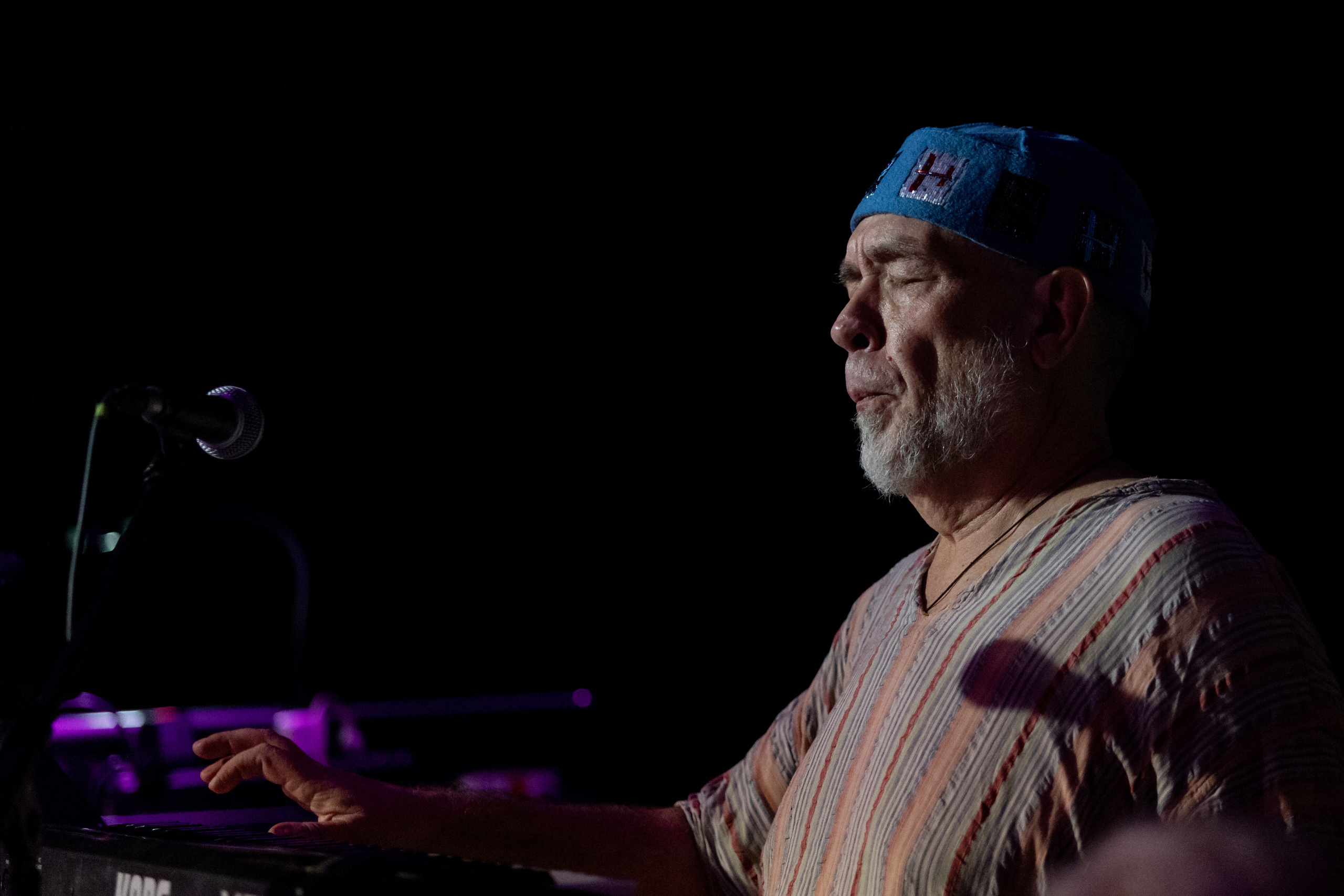 АукцЫон 27.02.2026. Портретный фотограф в Санкт-Петербурге Вадим Корнеев