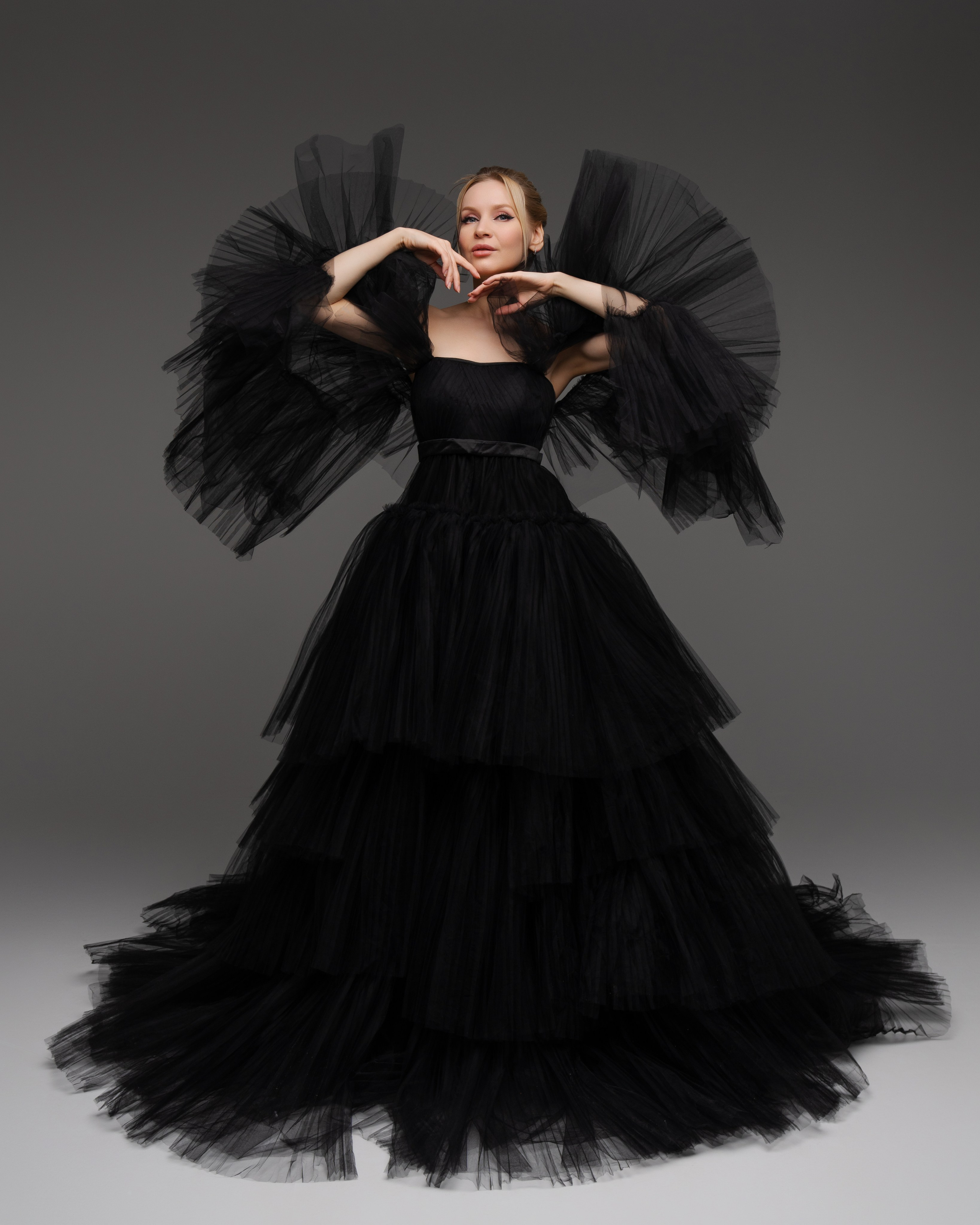 Платья. Оксана Волик фотограф в Архангельске. Аренда фотостудии White Studio