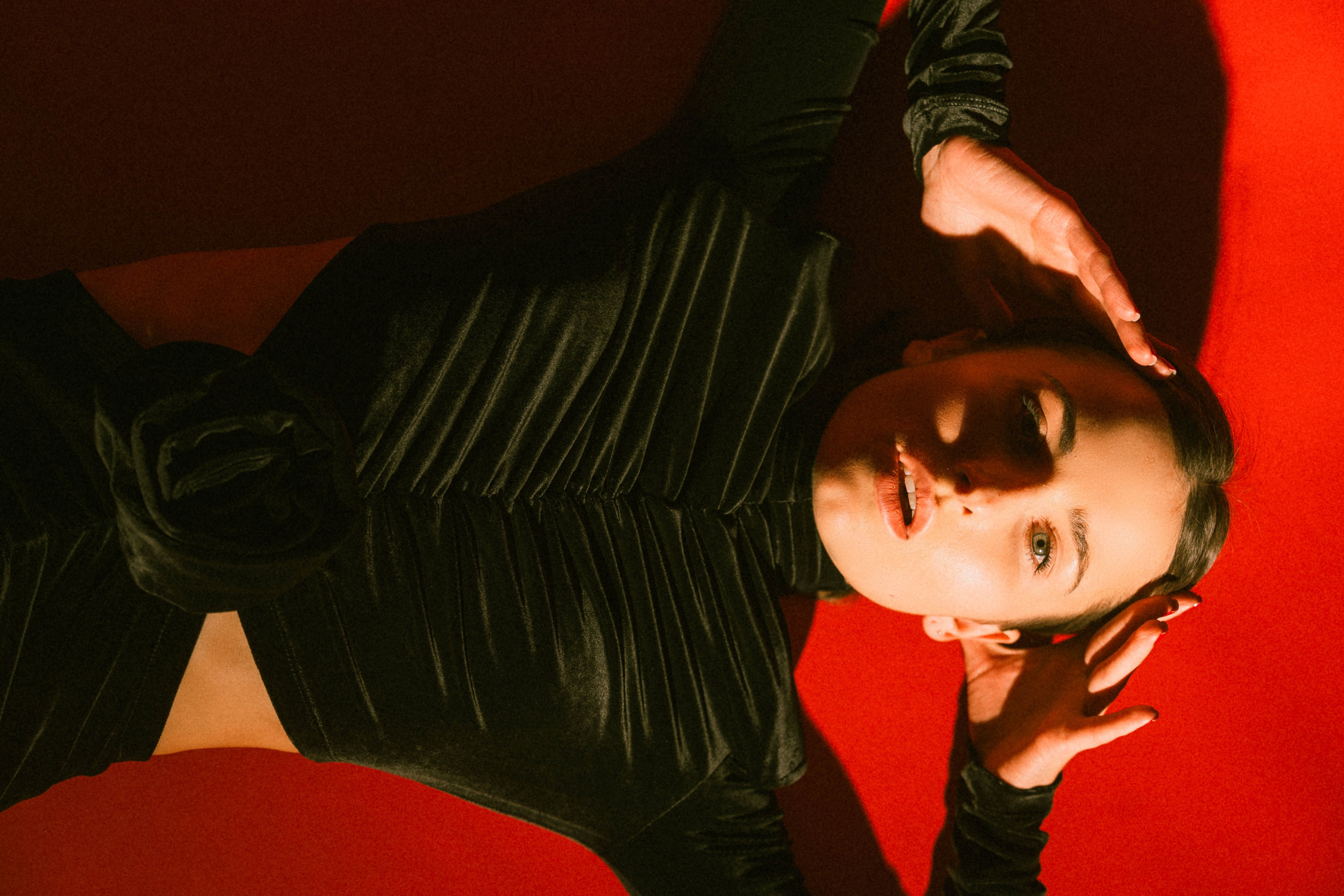 Искусственный свет. Индивидуальные, семейные, любовные съемки в Москве