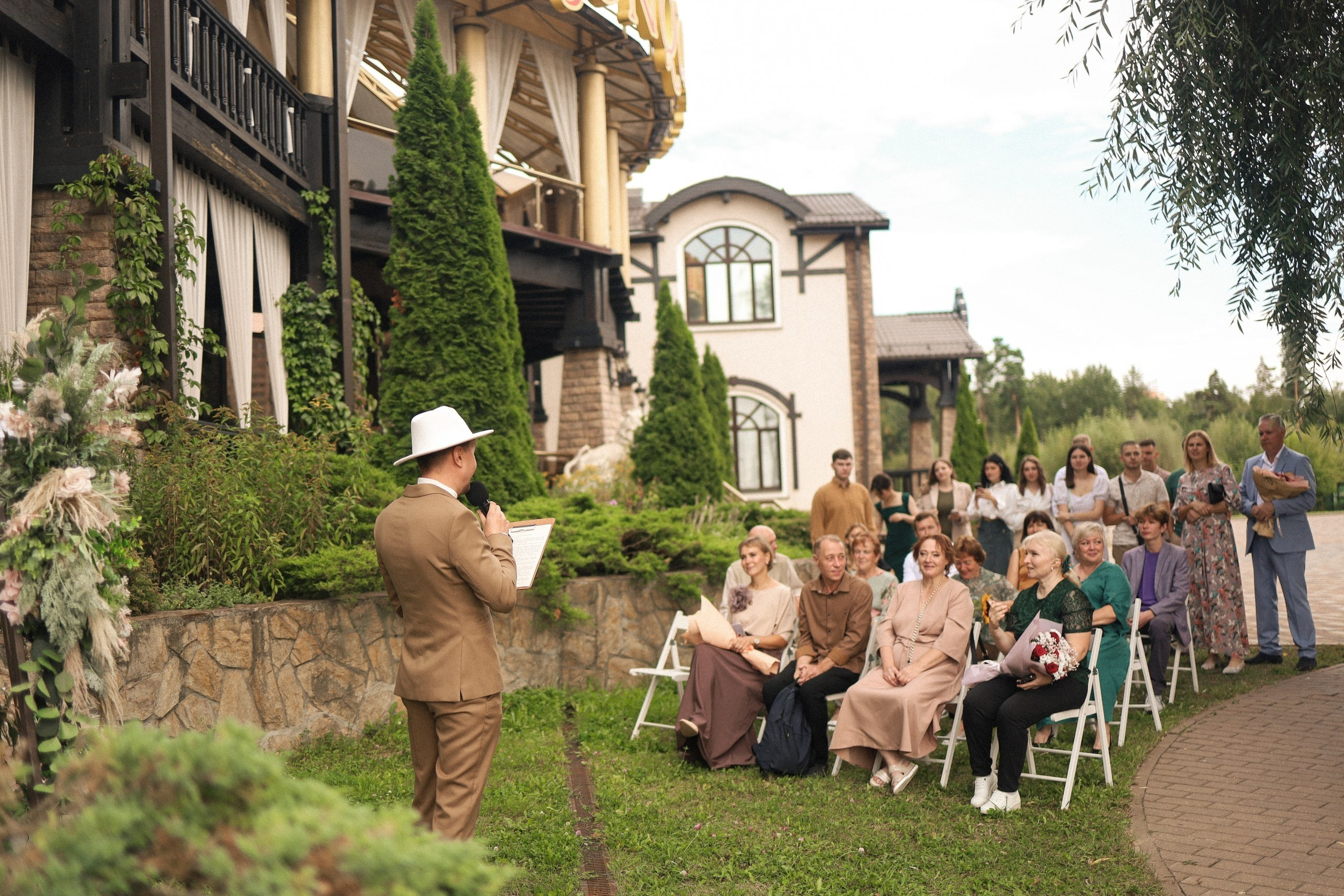 Церемонии. Ведущий на свадьбу и корпоратив Москва и Московская область Андрей Рулевой