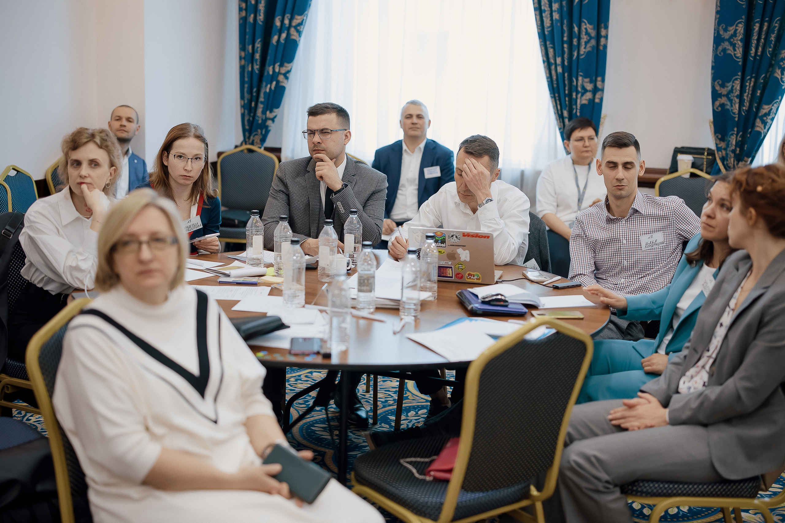 Конференция. Свадебный фотограф