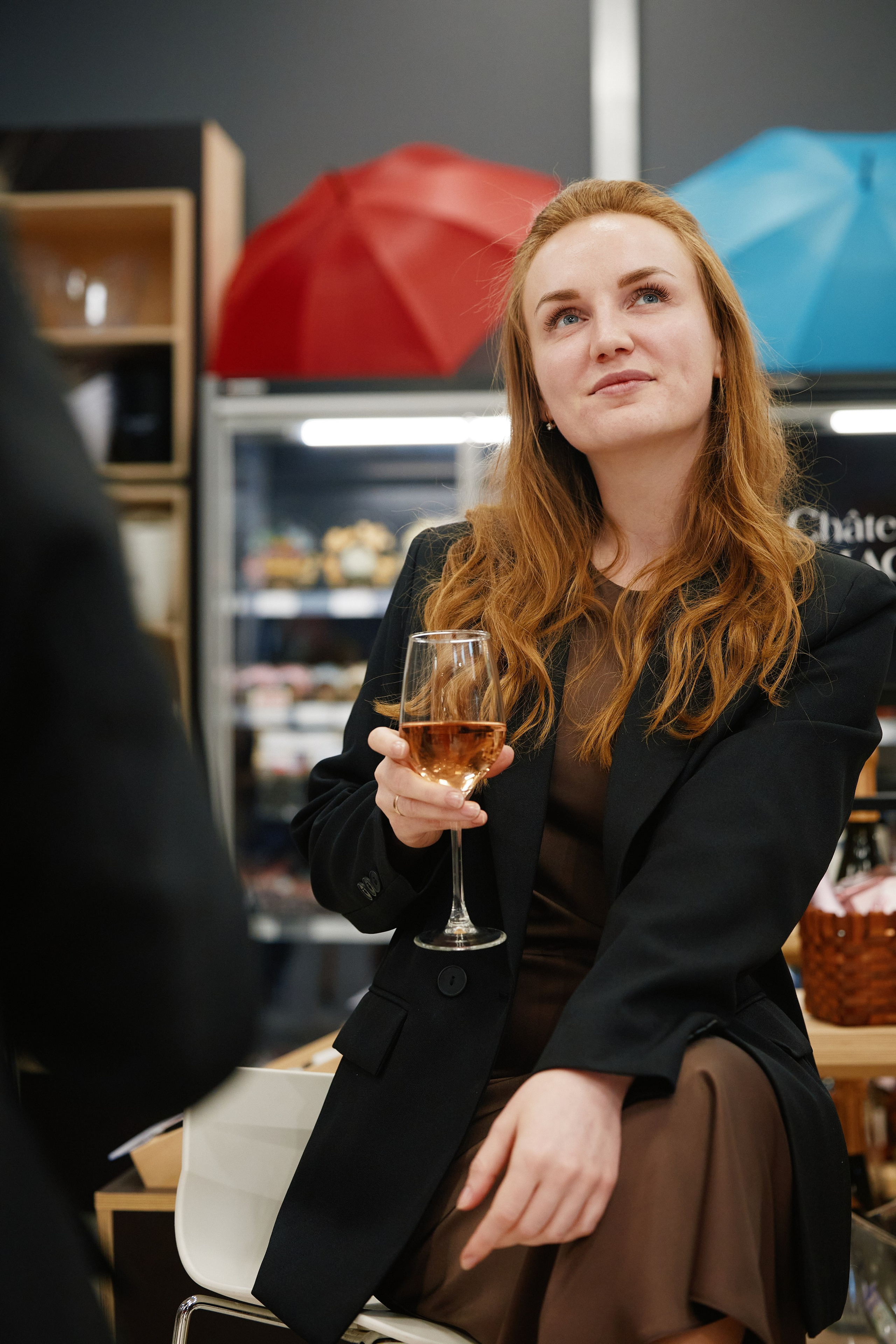 Иммерсивный спектакль в Винном клубе CHATEAU TAMAGNE 21.05. Свадебный репортажный фотограф краснодар максим дремов дрёмов фотосессия студия цена