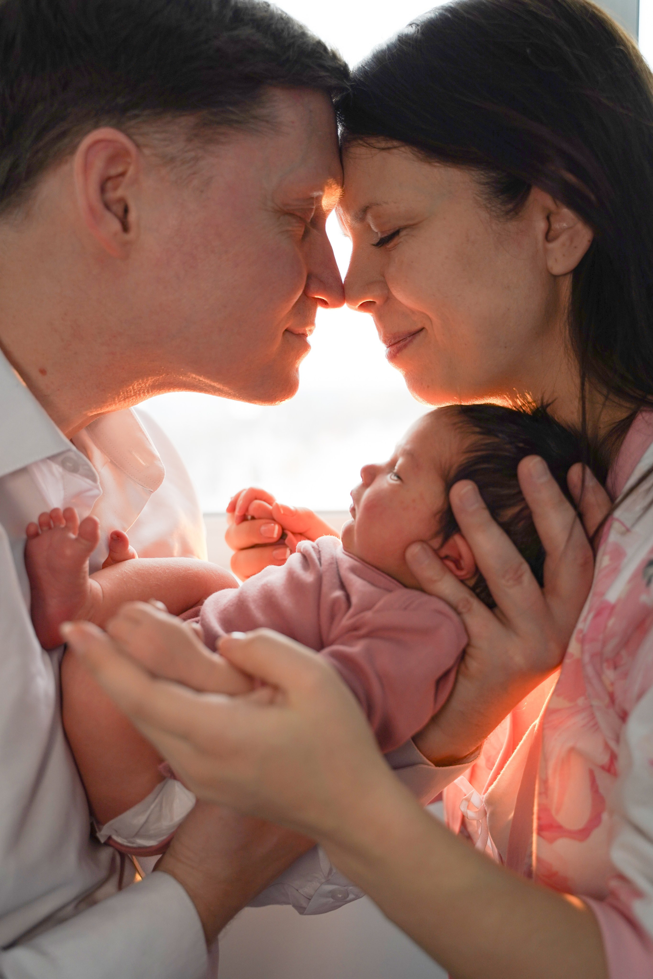 Фотосессия новорожденных в Москве — ньюборн / newborn фотосессия. Фотографы на роды в Москве. Фото и видео родов. Фотопроект «Продолжение рода»