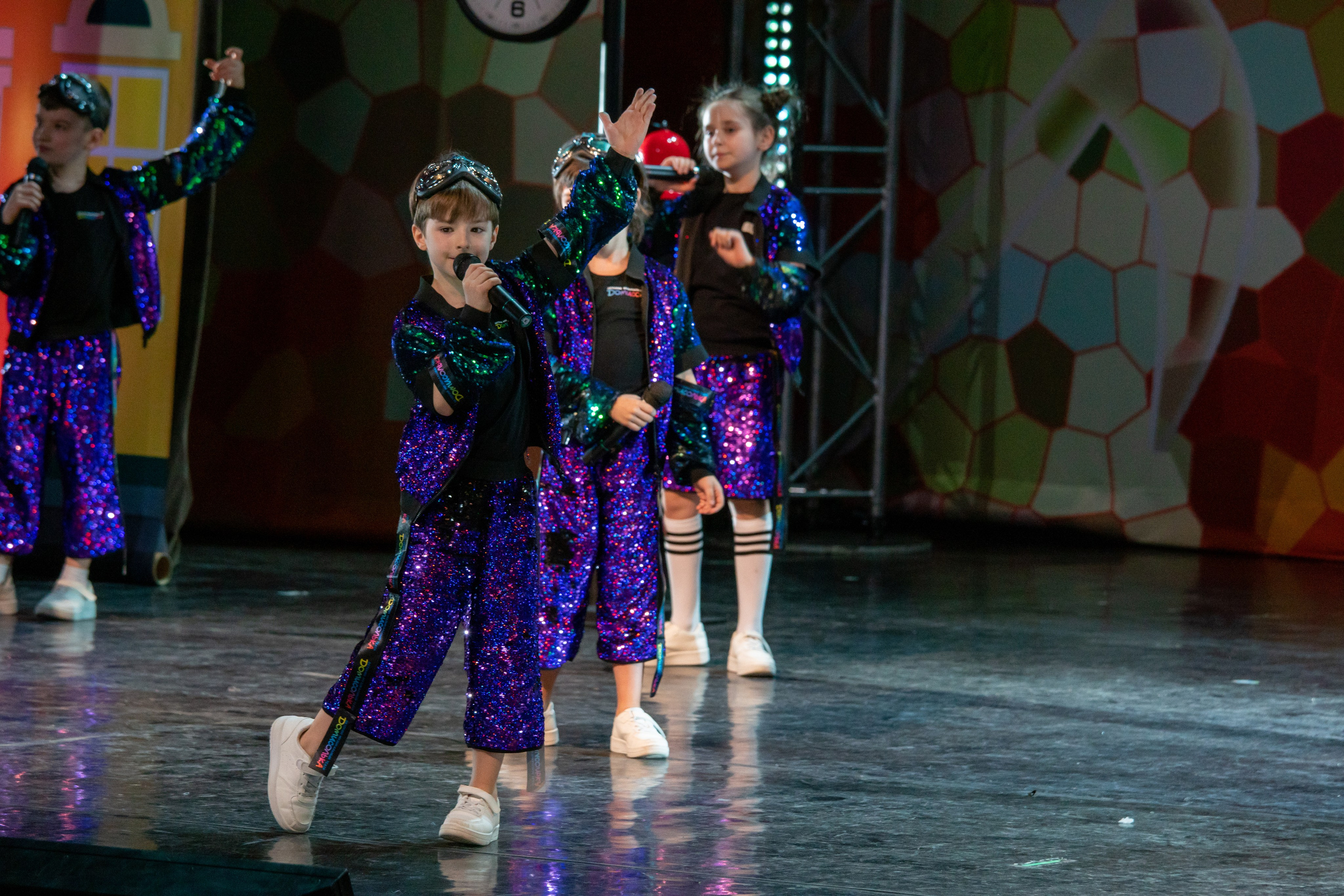 Съёмка концерта для Домисольки, большой концертный зал Космос. «Студия DRONAVT`s» — видеосъёмка и фотография г. Москва