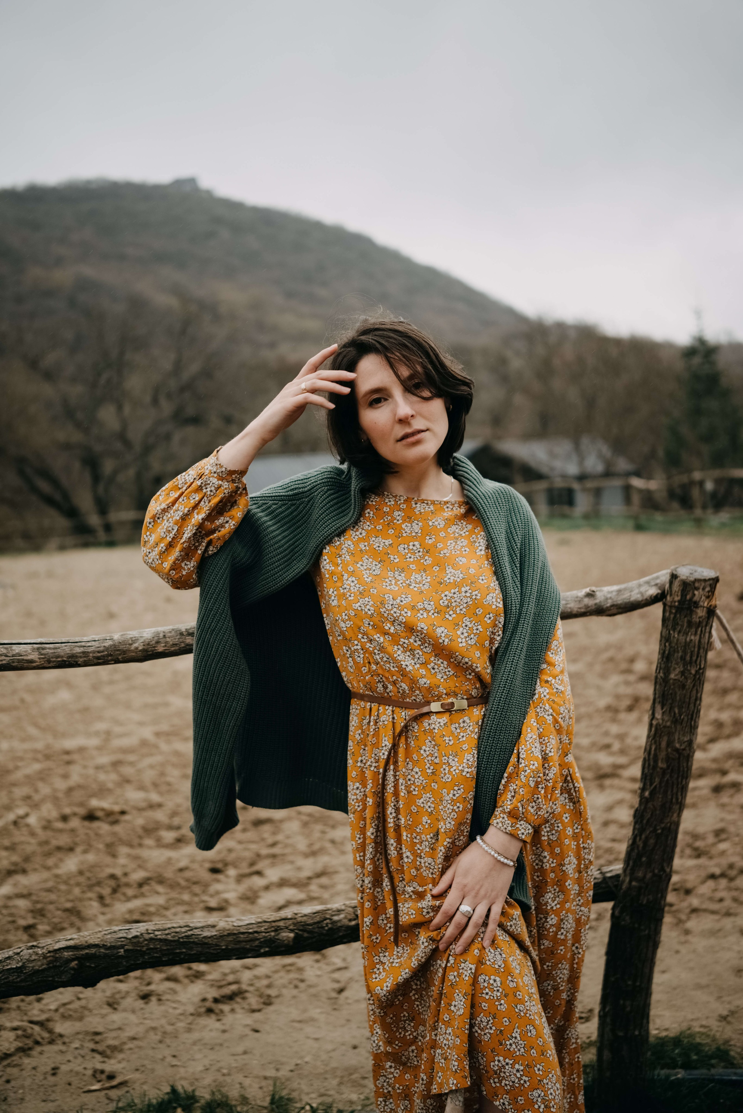 Портретная фотосессия на ферме с лошадьми. Портретный и свадебный фотограф в Тбилиси • xeniqo