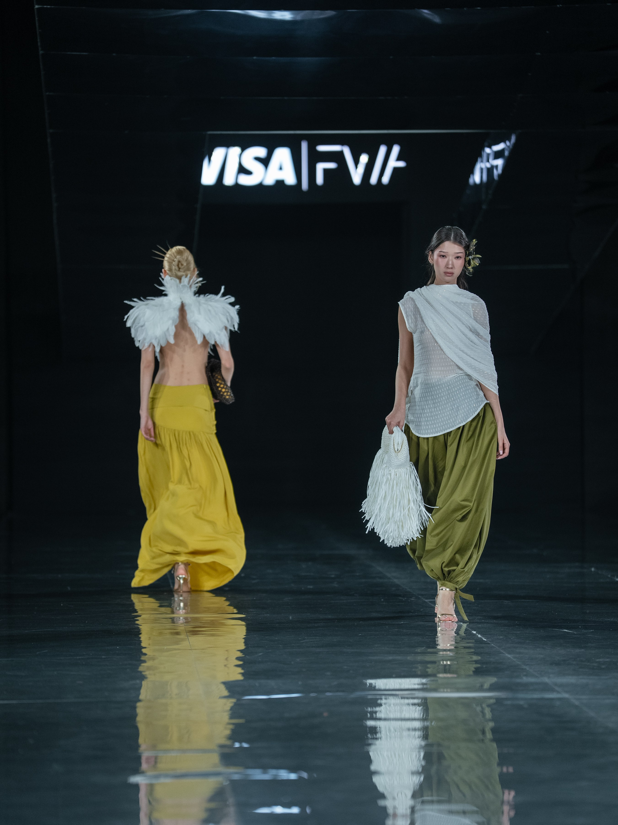 Visa Fashion Week Pre-Fall Mariko. Сайт Алматинского НЮ АРТ, будуар и фэшн фотографа Дениса Карпенко