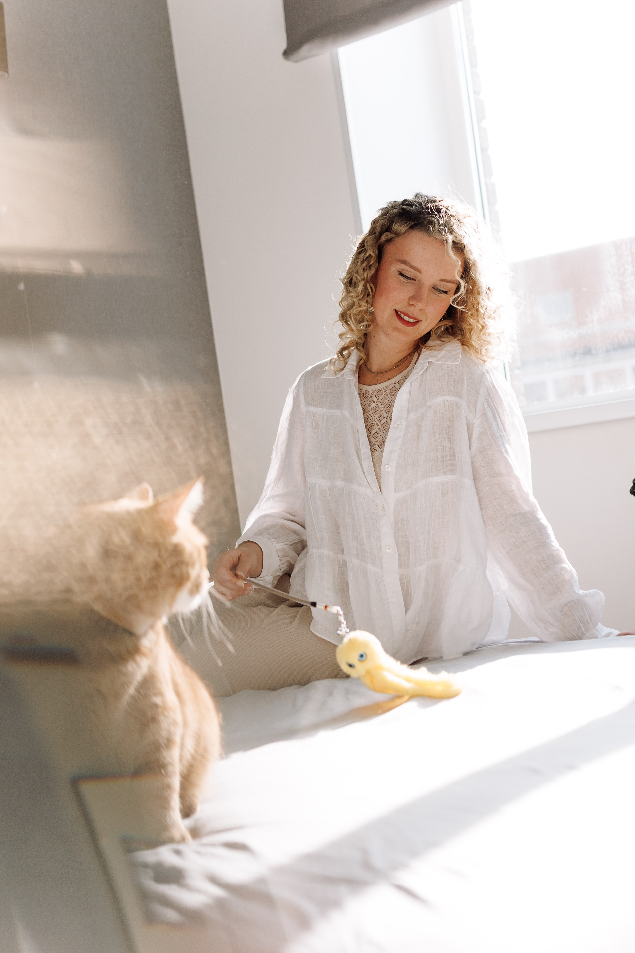 Даша с котом. Женский и семейный фотограф в Томске Алиса Качан