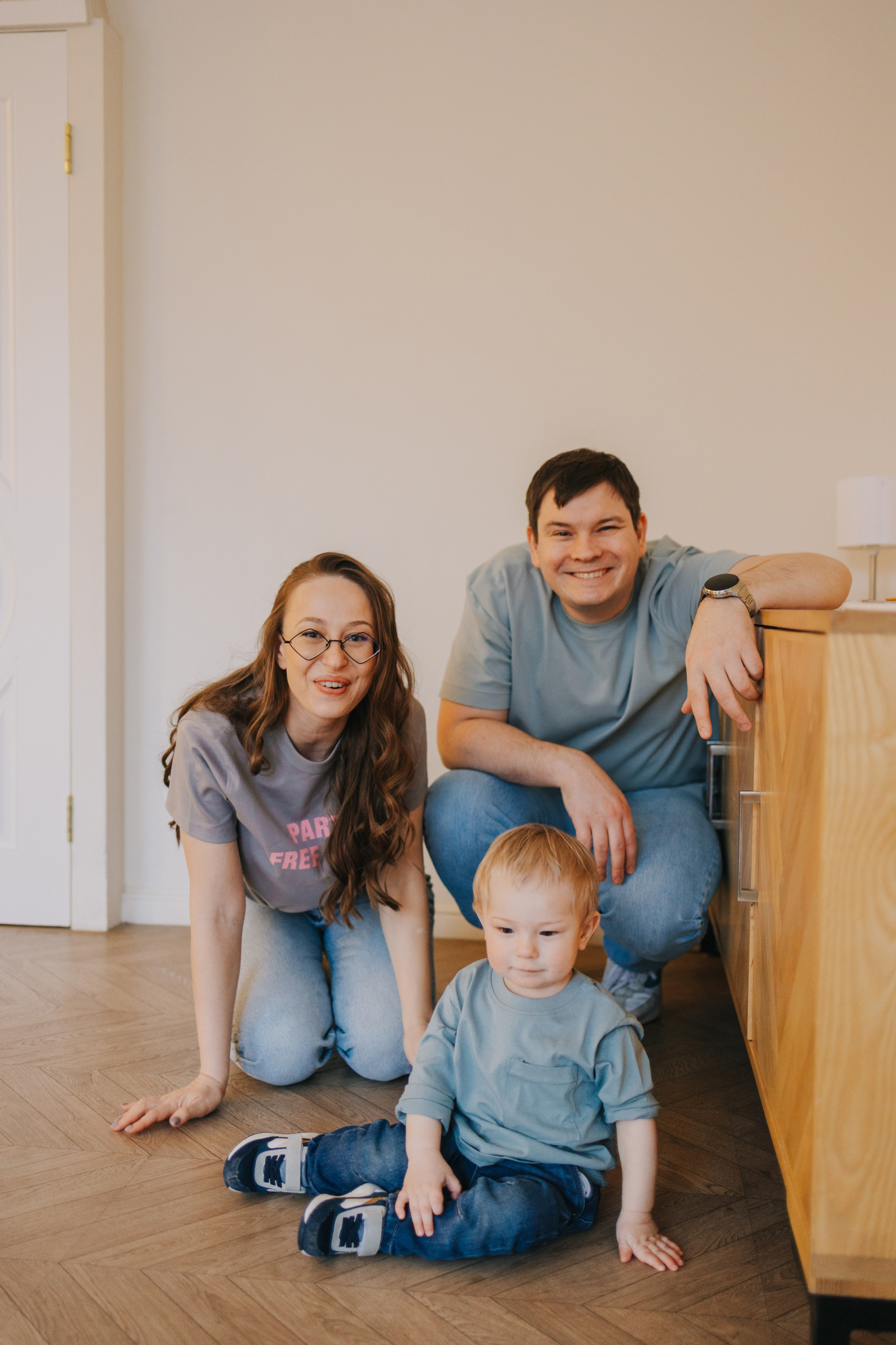 Большая семья. Домашняя фотосессия