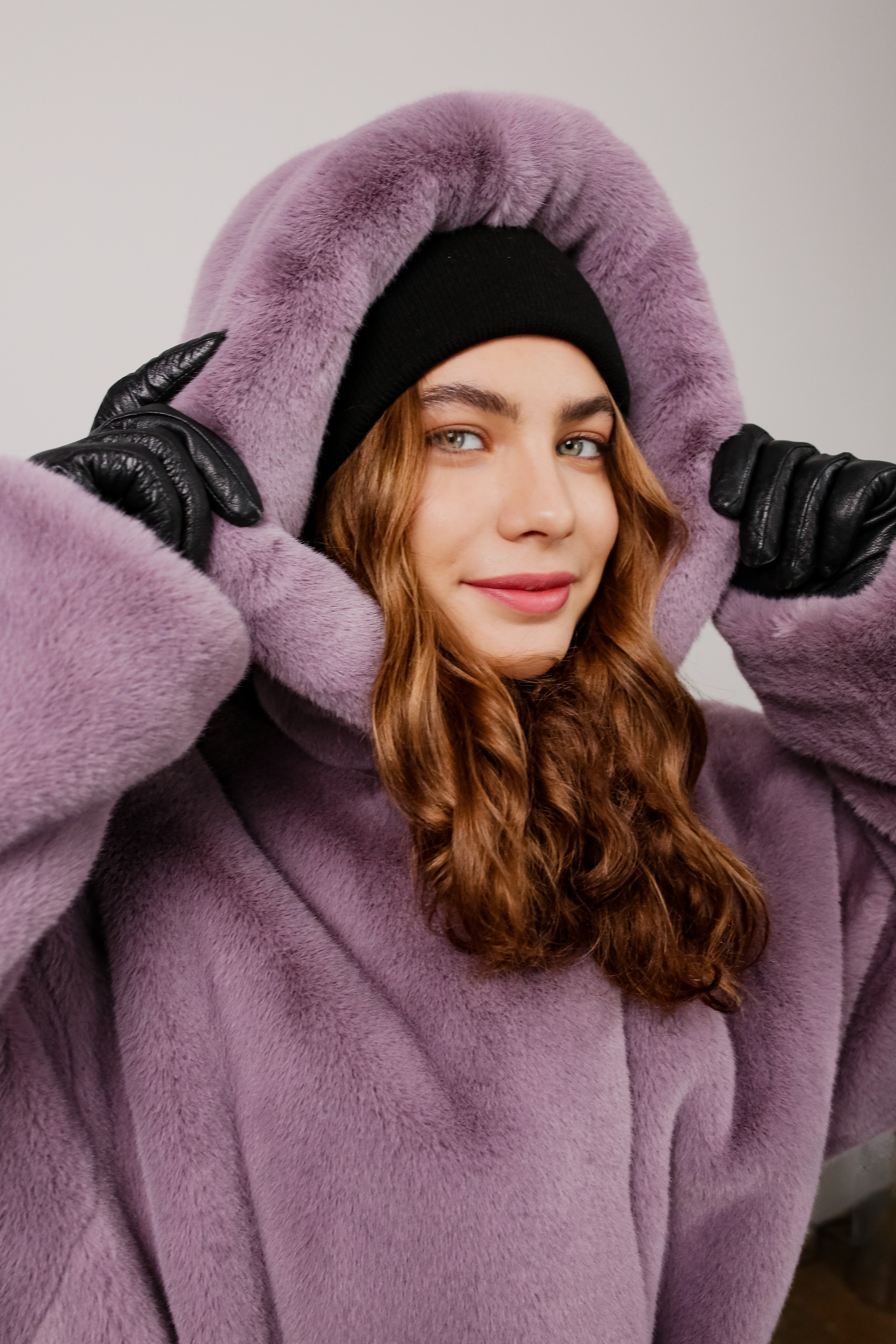 КАТАЛОГ ДЛЯ БРЕНДА ВЕРХНЕЙ ОДЕЖДЫ MISHKA. Бренд, контент фотограф в Волгограде Елена Даньшина