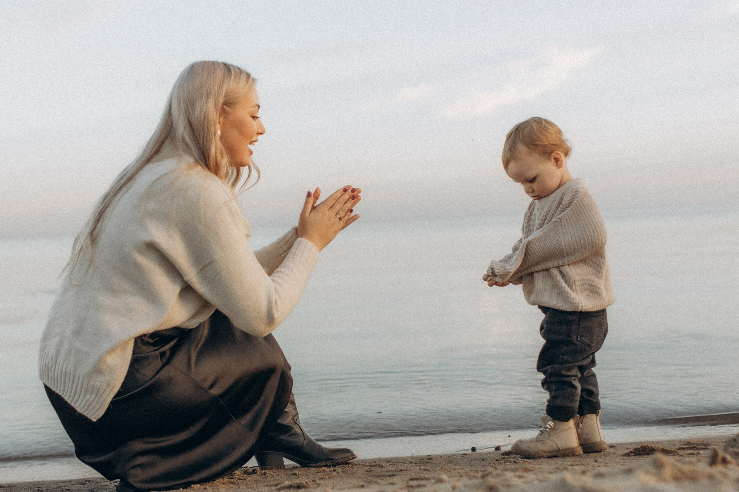 Альбина с сыновьями, сентябрь. Семейный фотограф lifestyle в Новосибирске Елена Шпилевая