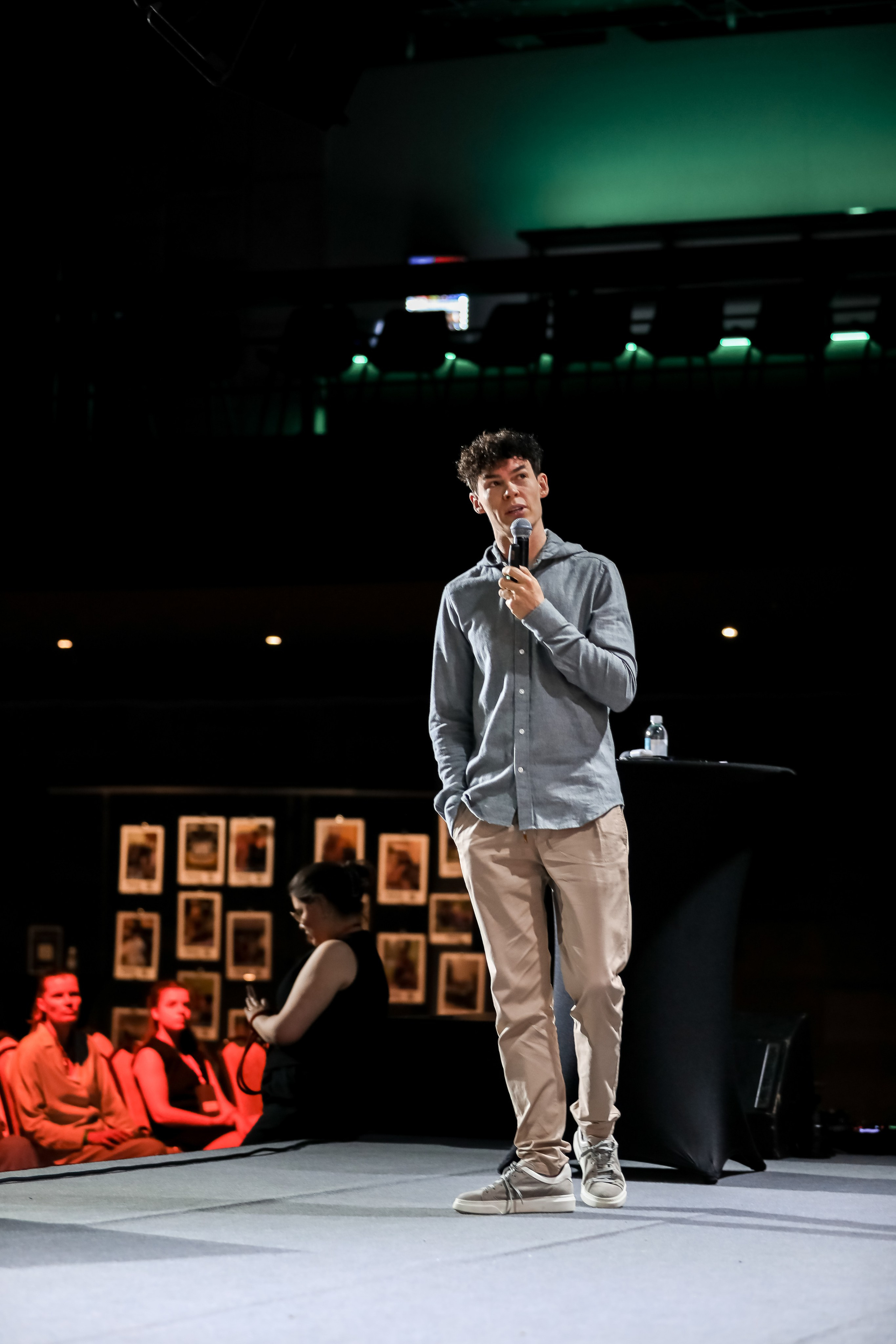 ФЛАГМАН / ГЛАВНЫЕ СПИКЕРЫ ОЛЕГ ТОРБОСОВ / СТАС ЕГОВЦЕВ. Photographer Viktoriya Markushina «My world throug»