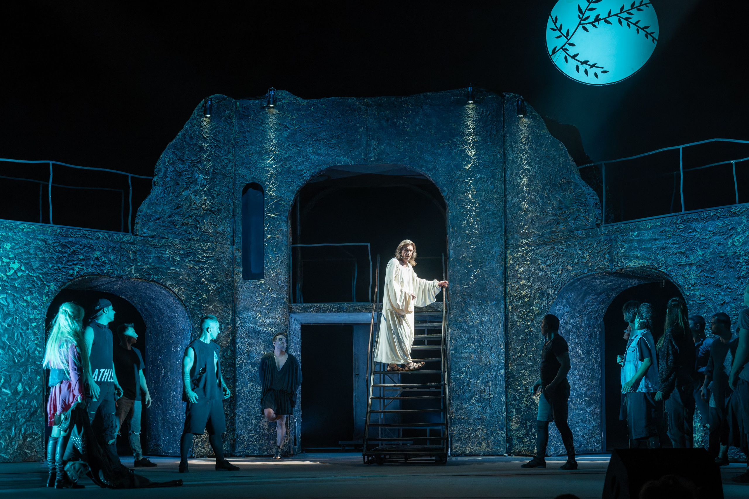 Театр Моссовета: Иисус Христос Супервезда — 35 лет на сцене. Сайт фотографа Сергея Абрамова