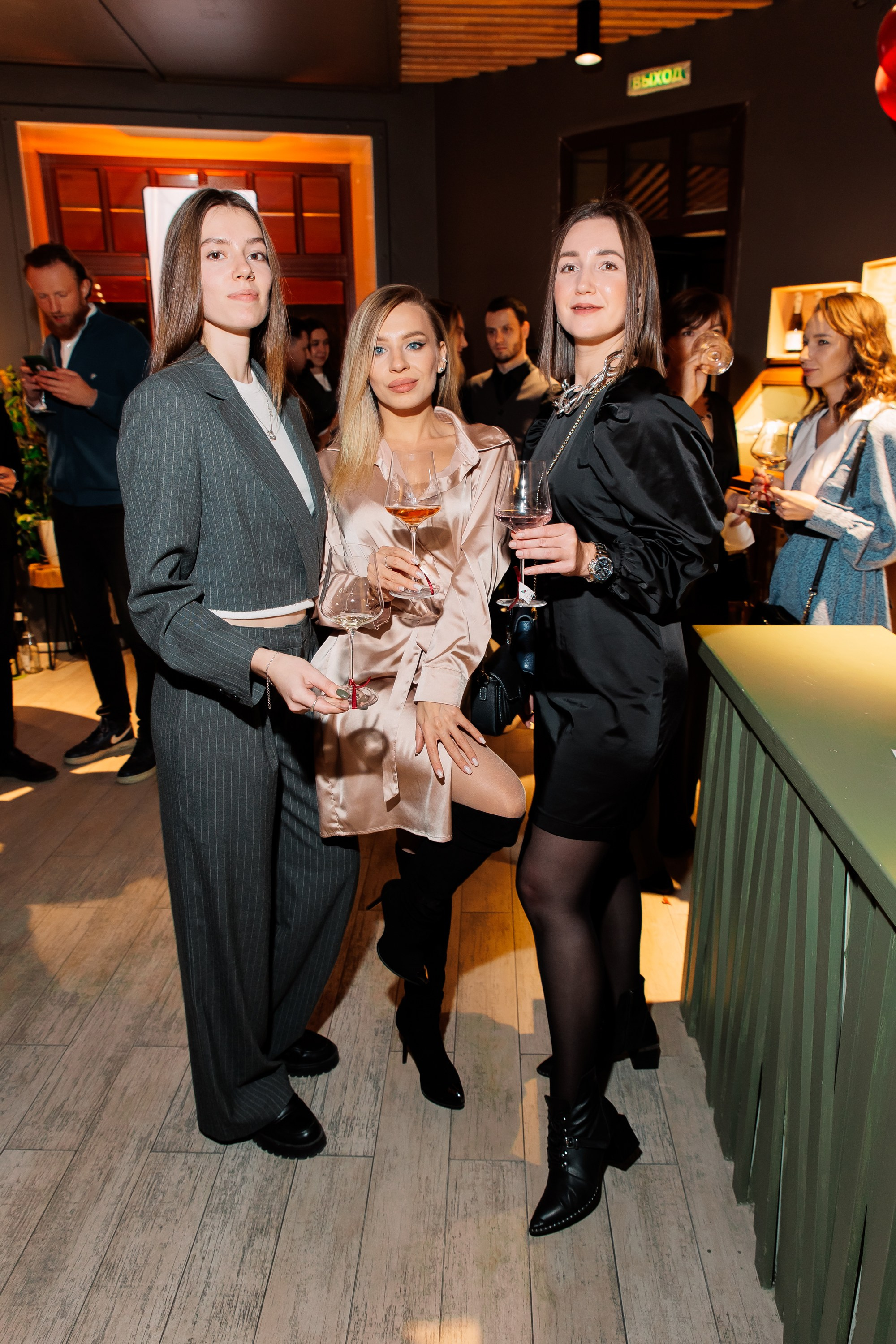 ВИНОТЕКА = ЭНОТЕКА [11 ЛЕТ]. СВОИ. ФОТООТЧЕТЫ-СОБЫТИЯ-МЕСТА