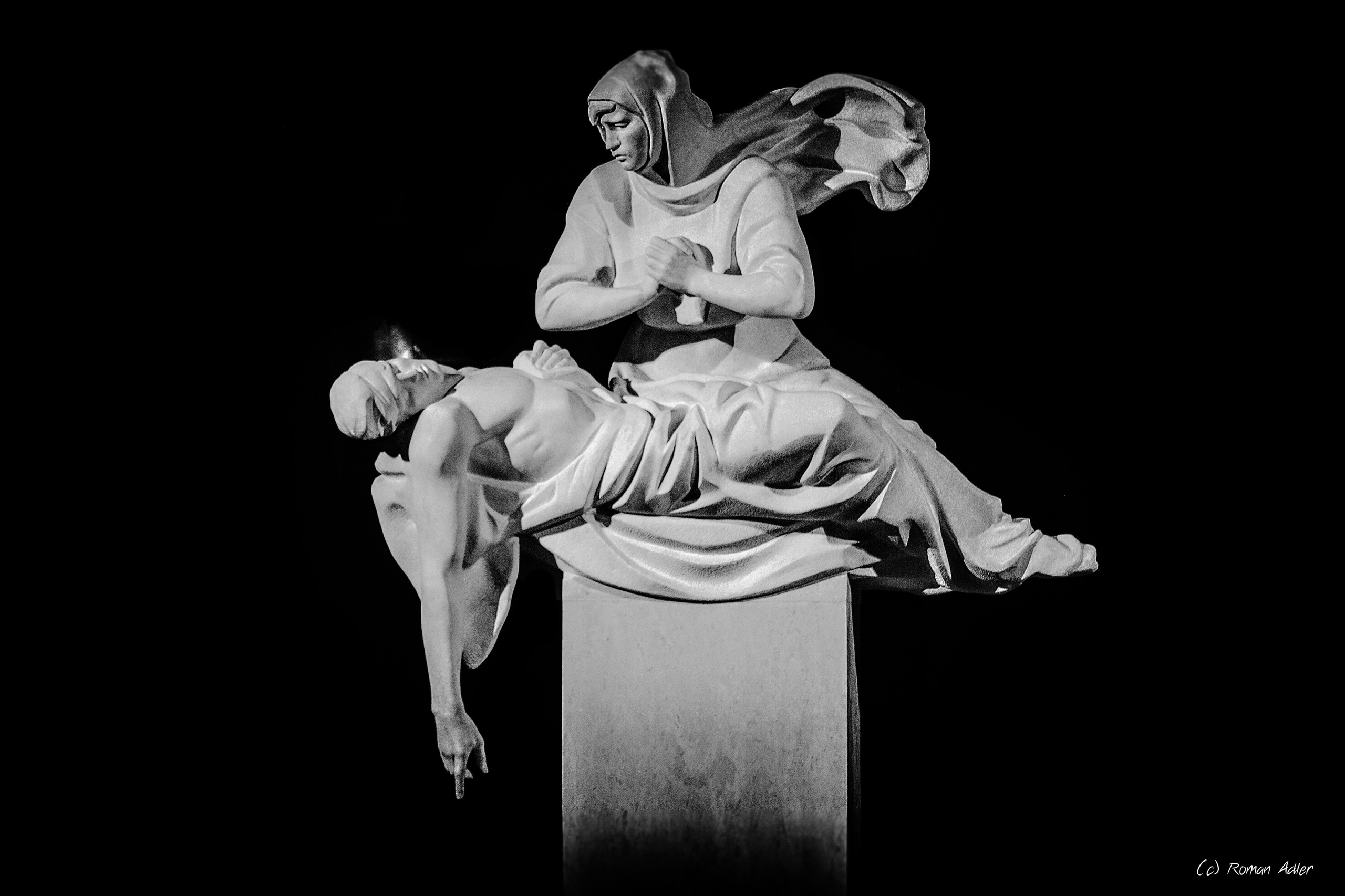 Выставка «Военная Разведка. Гриф Секретно». Фотограф Роман Адлер