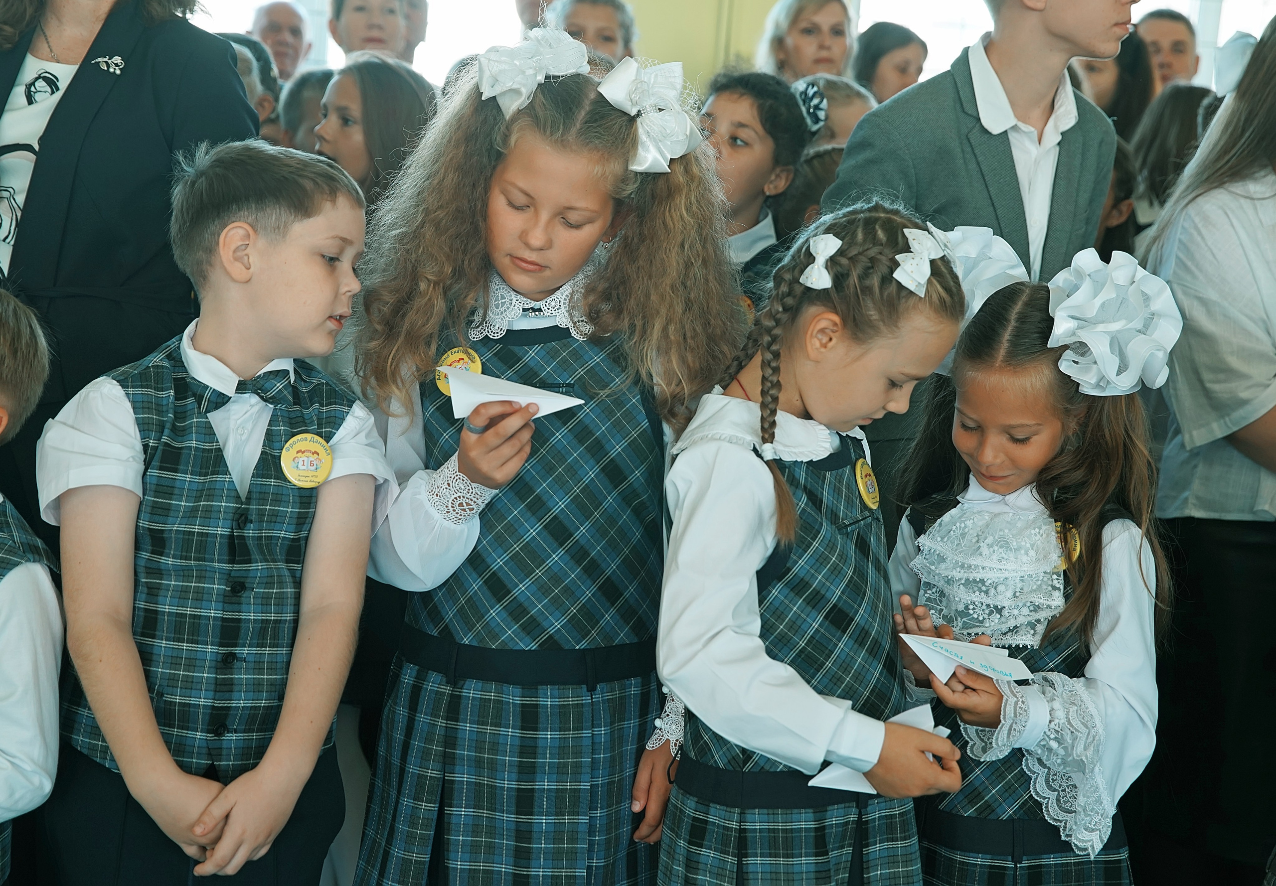 Первый класс линейка, в классе, портреты. Семейный и детский фотограф в Нижнем Новгороде
