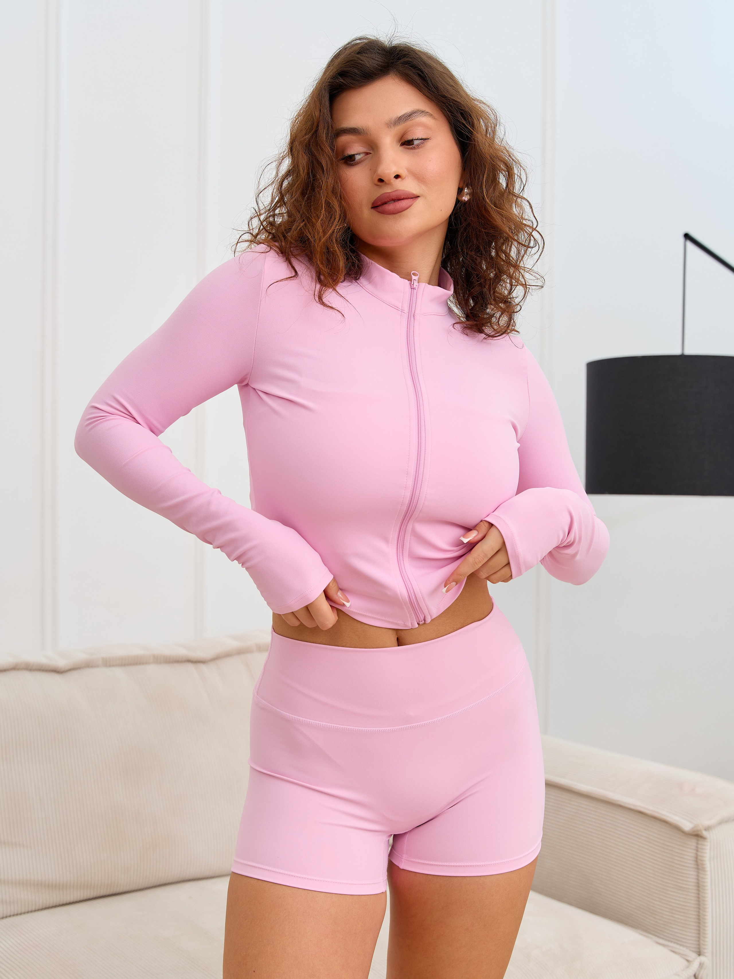 Рашгард. Фотограф для маркетплейсов в Москве