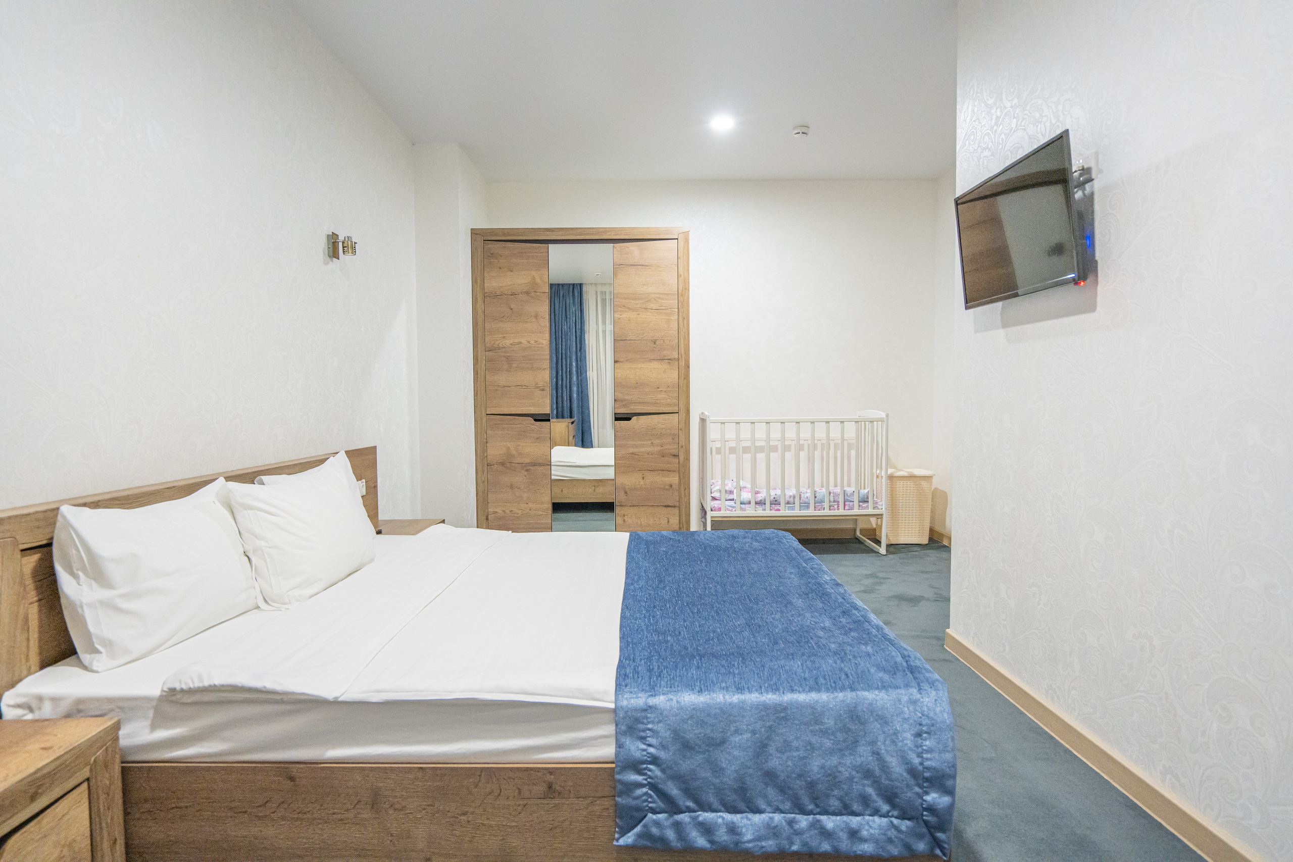 Интерьерная фотосъемка премиальных отелей Dream Hotel в Краснодаре и Анапе Профессиональная фотосъемка интерьеров отелей Dream Hotel: Красно. Шедевры для Вас! Фотограф и Видеограф в Краснодаре Пахиев Руслан