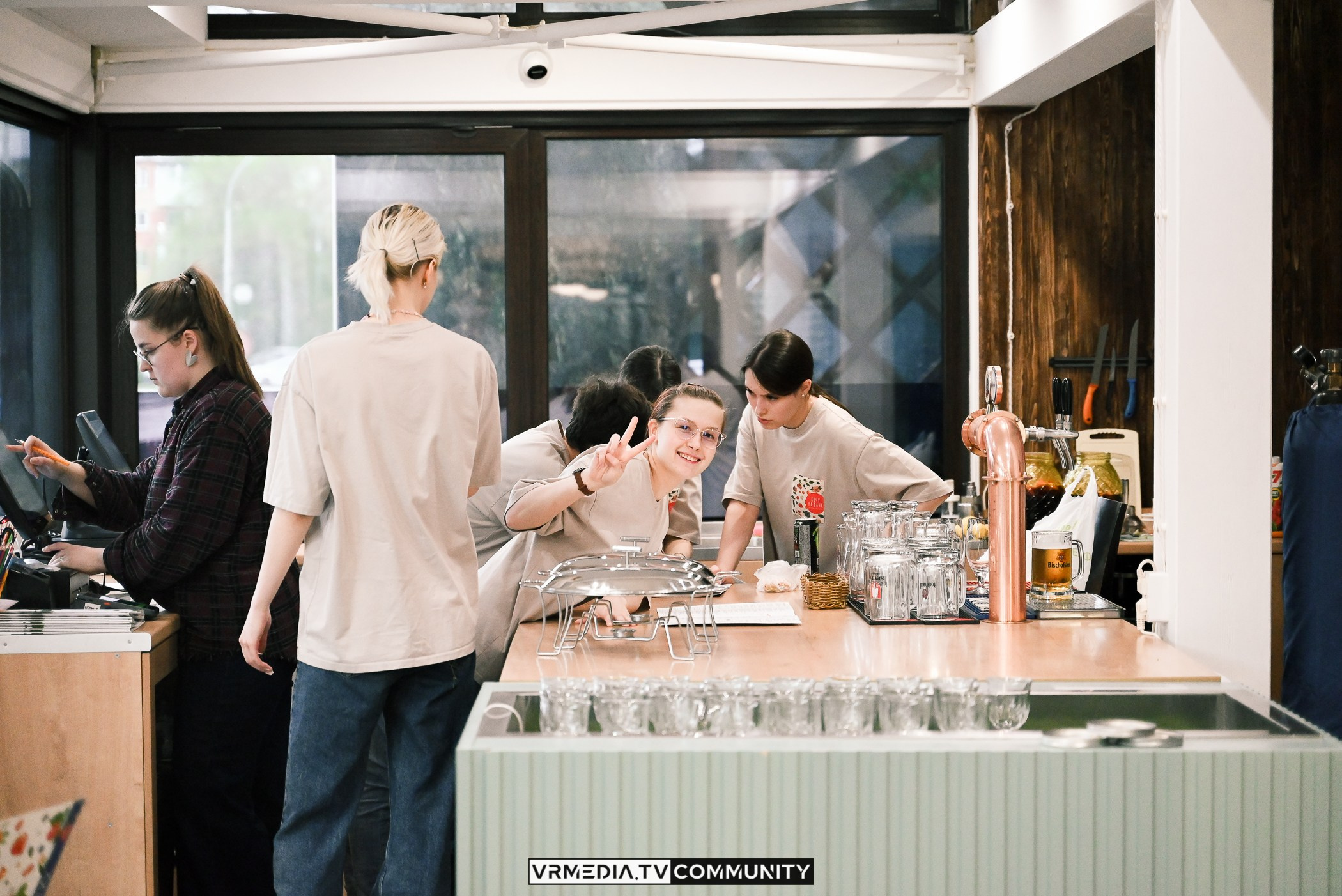 Ресторан «Volna»: Открытия летней веранды «Хочу на дачу»