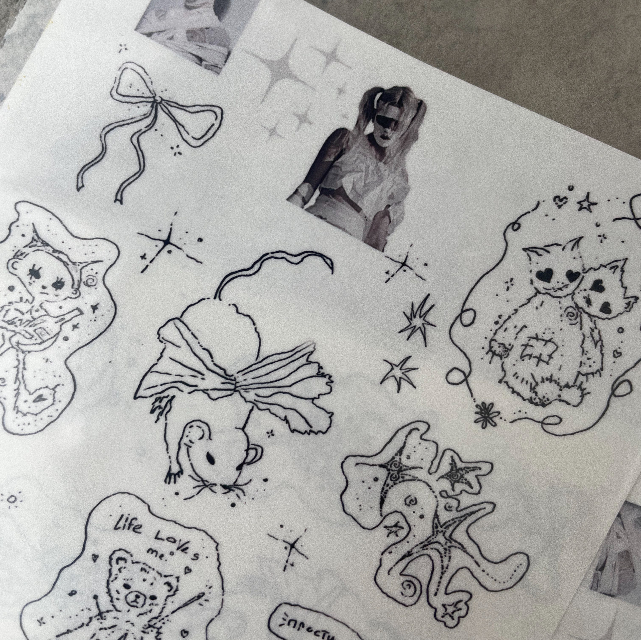 𝓈𝓀𝑒𝓉𝒸𝒽𝑒𝓈 + 𝒶𝒾 + 𝒹𝑒𝓈𝒾𝑔𝓃