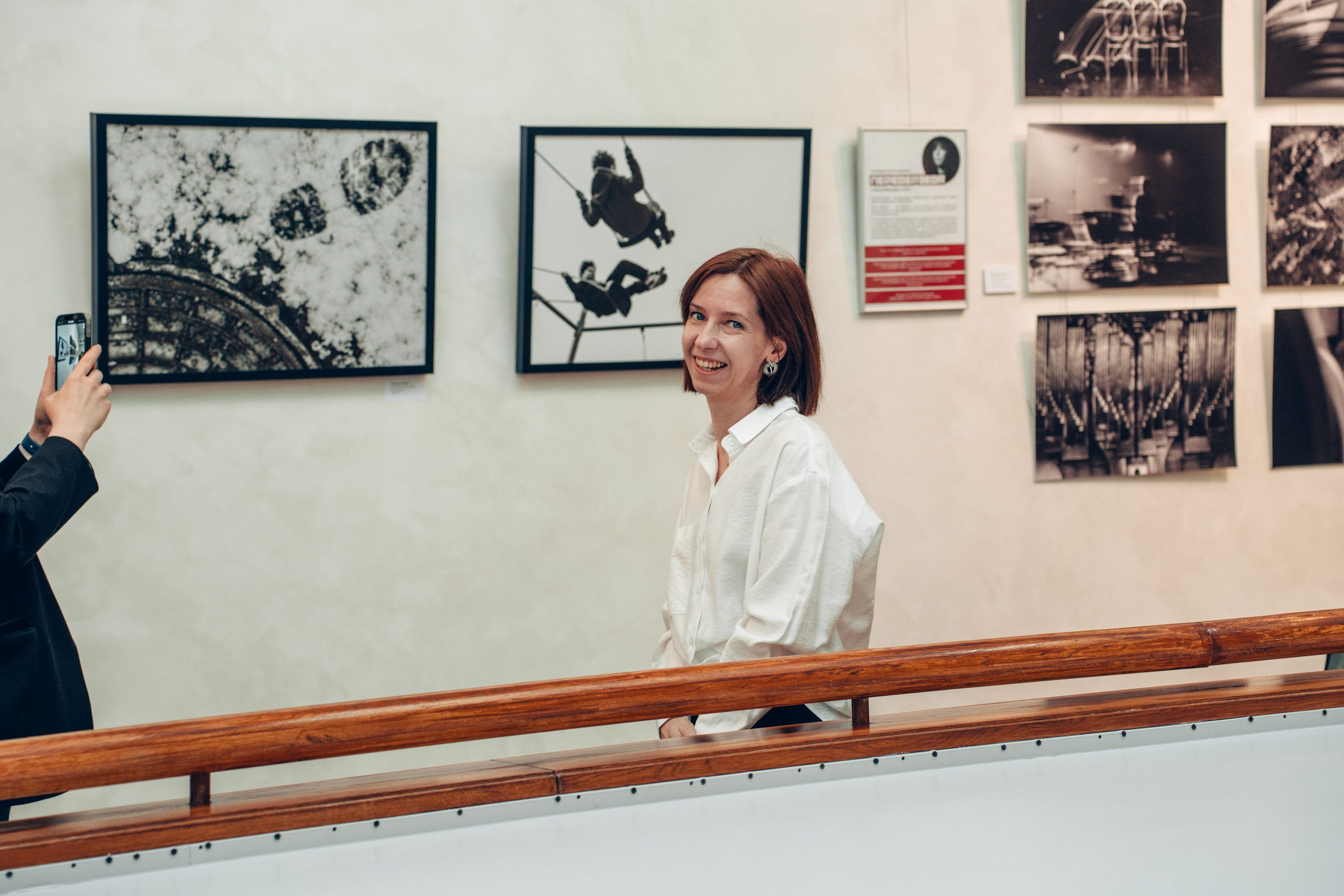 Открытие выставочного проекта «Я + Искусство = ЮГРА». Лайфстайл фотограф в Ханты-Мансийске Мария Шишкина