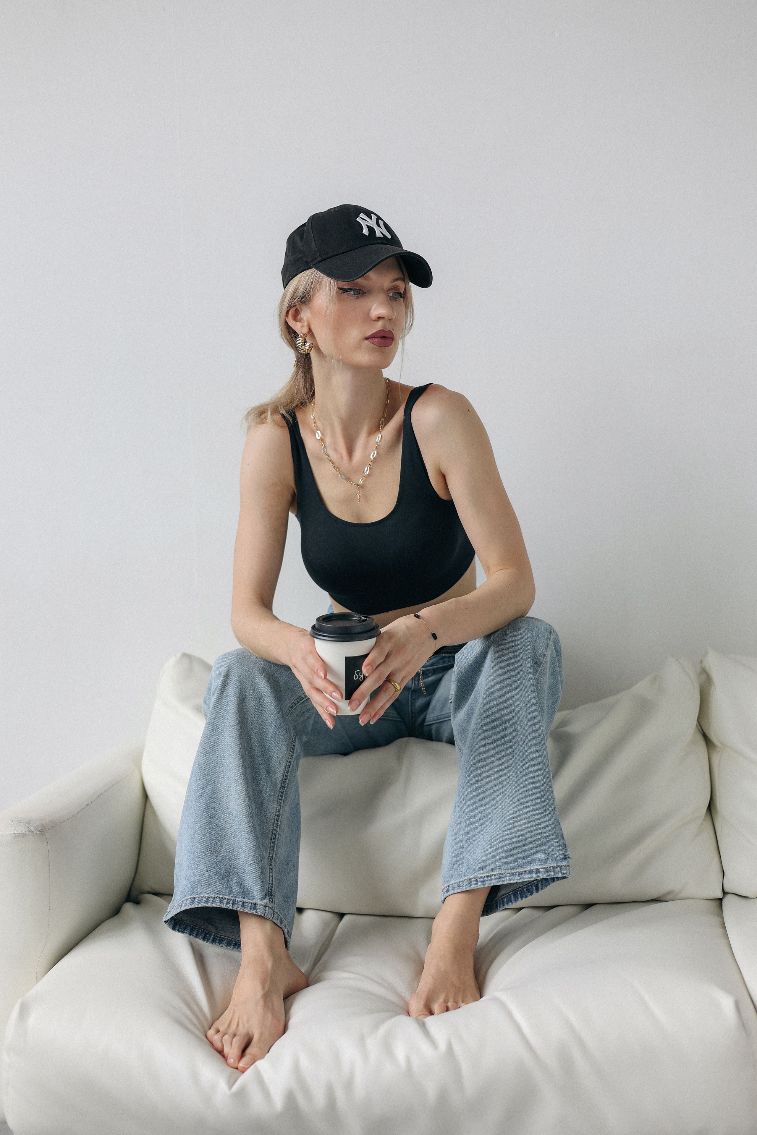 Base Studio. Юрий Белозёров фотограф