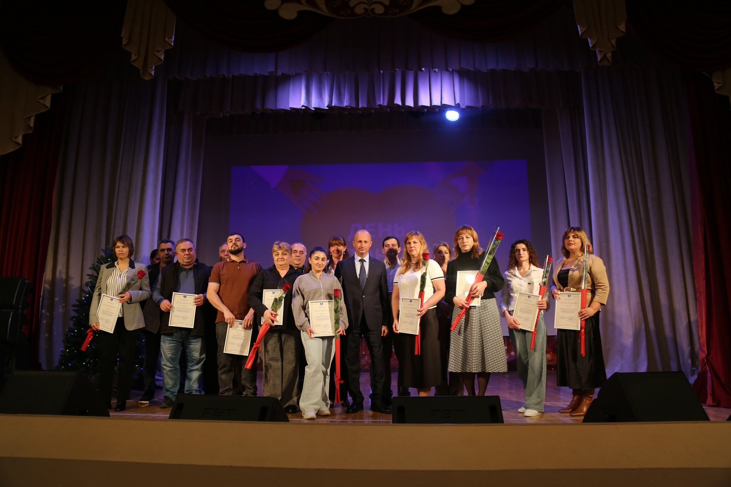 День Волонтёра. Жизнь курорта Кабардинка в фотографиях