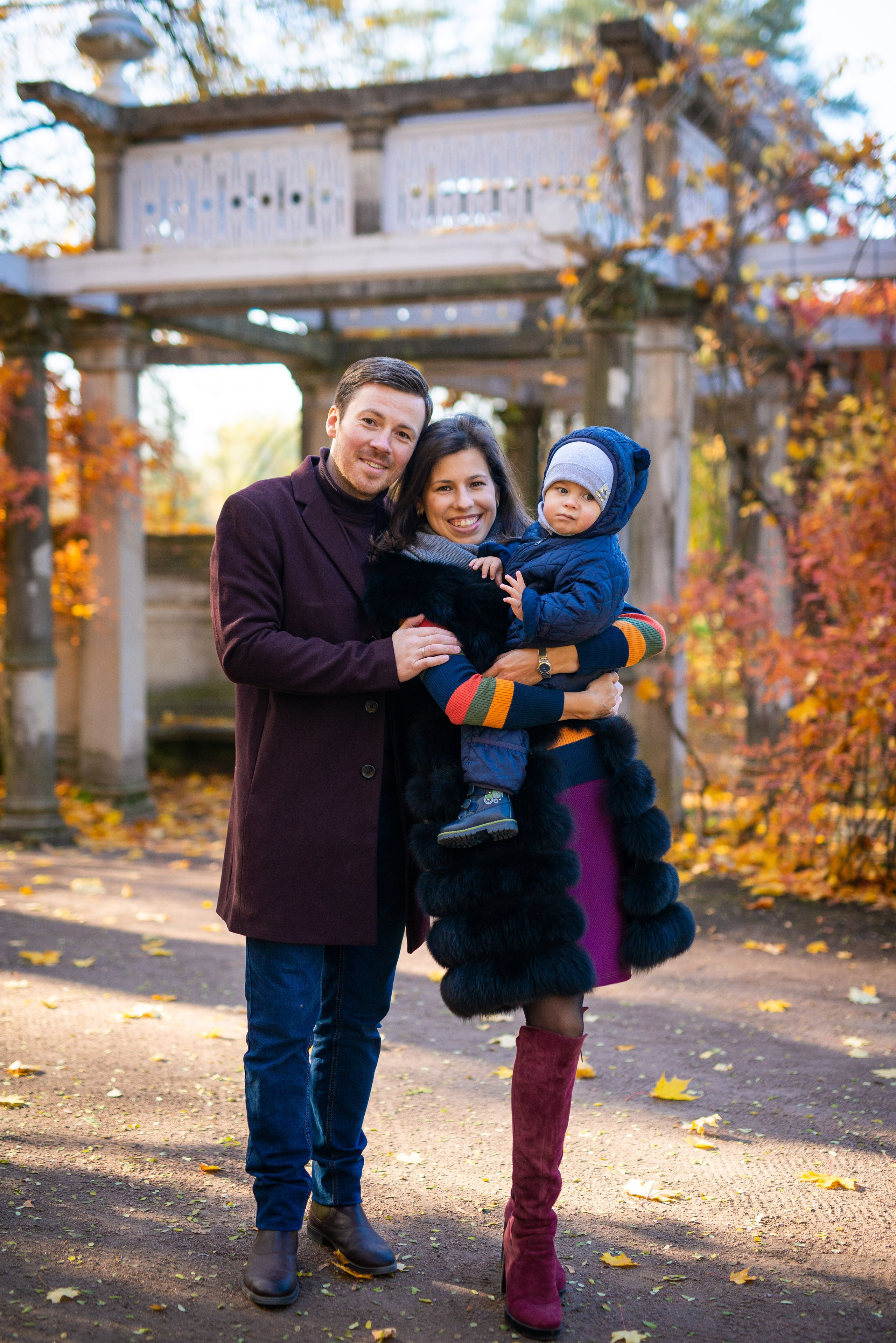 Егор, Валерия и Андрей осенняя прогулка. Портретный, семейный и свадебный фотограф в Санкт-Петербурге и в Пушкине Ширяев Денис