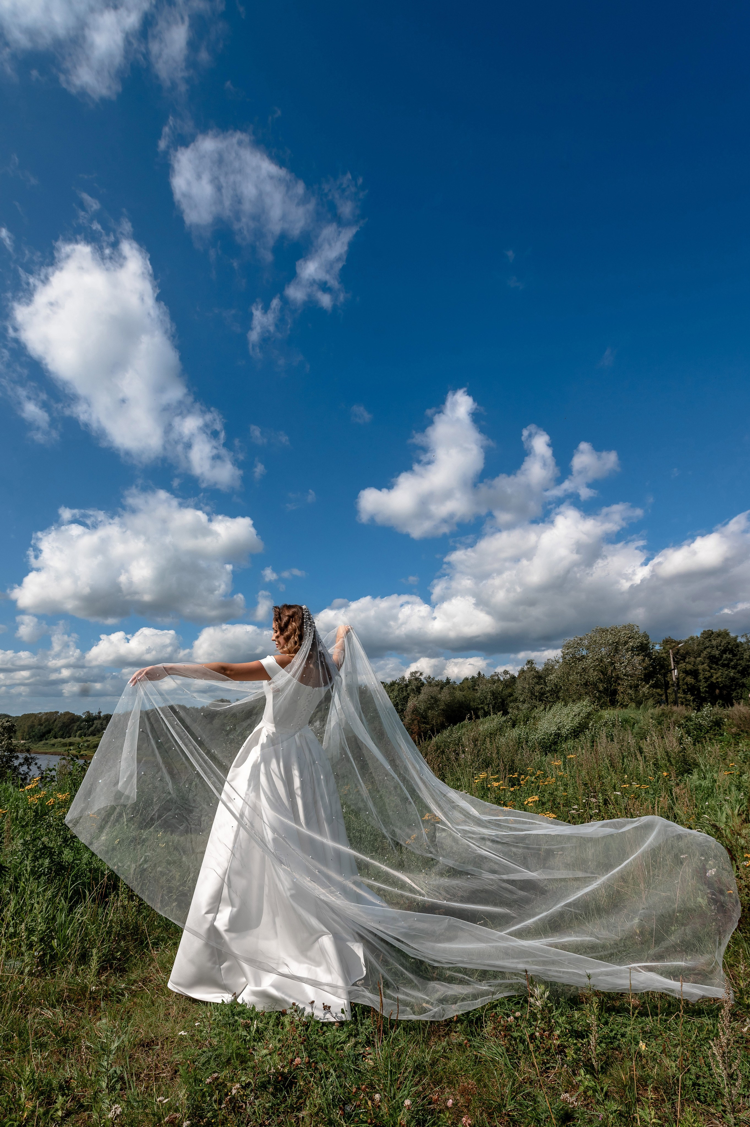 Людмила и Михаил (свадебная прогулка и регистрация в г. Кингисеппе). Портретный, семейный и свадебный фотограф в Санкт-Петербурге и в Пушкине Ширяев Денис