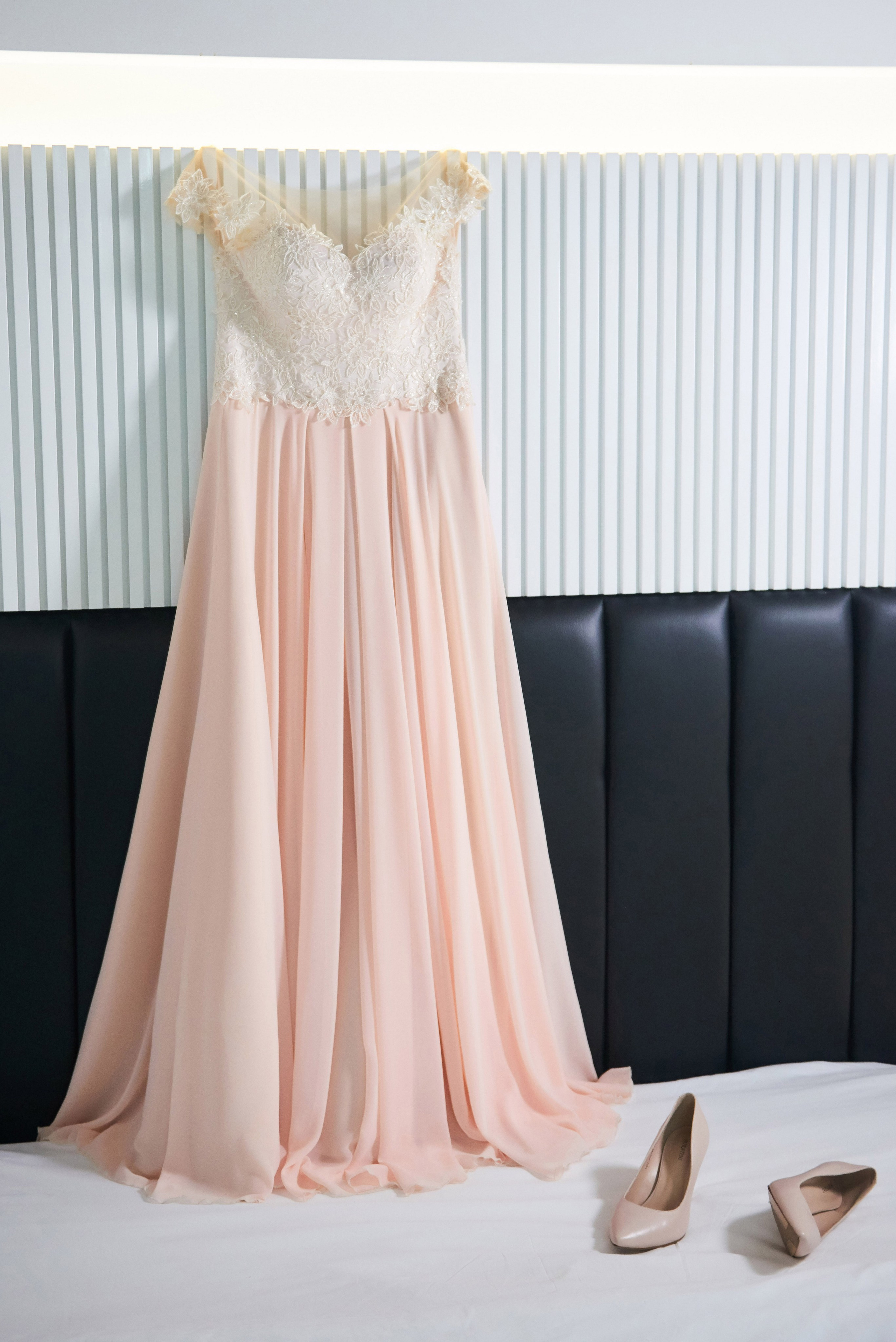 Ульяна и Дмитрий (свадебная прогулка в Сестрорецке под дождем, , фотосессия в верхнем парке Петергофа). Портретный, семейный и свадебный фотограф в Санкт-Петербурге и в Пушкине Ширяев Денис