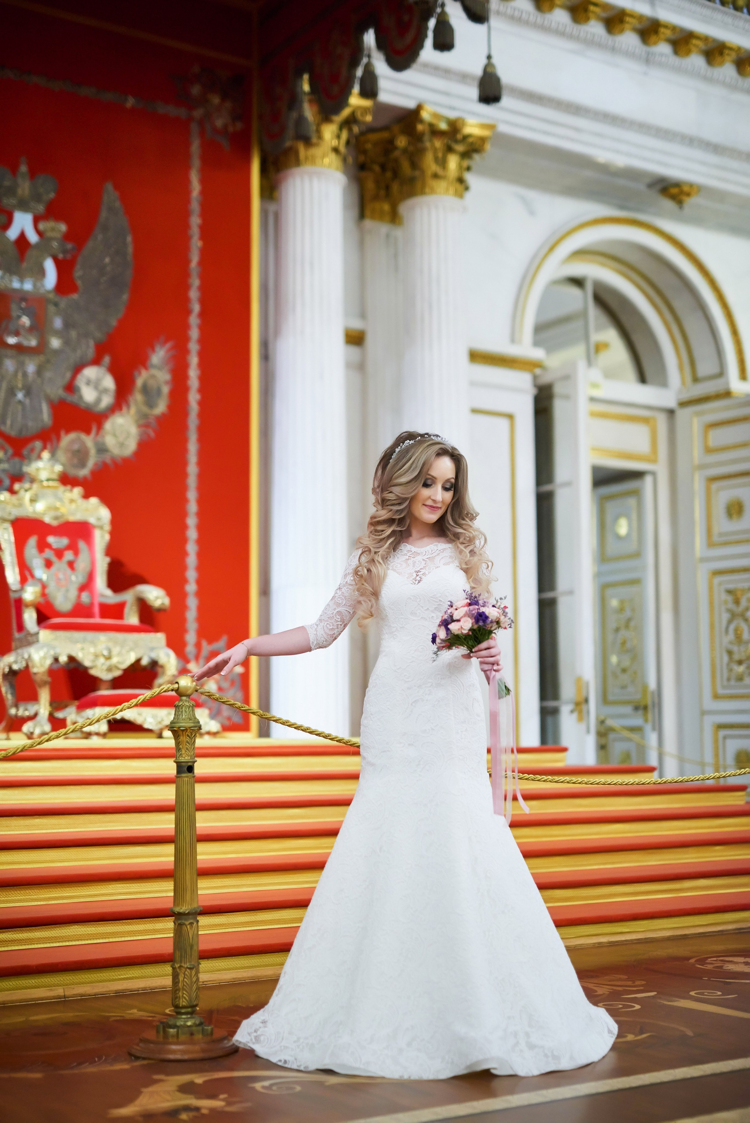 Илона и Андрей (фотосессия в ночном Эрмитаже). Портретный, семейный и свадебный фотограф в Санкт-Петербурге и в Пушкине Ширяев Денис