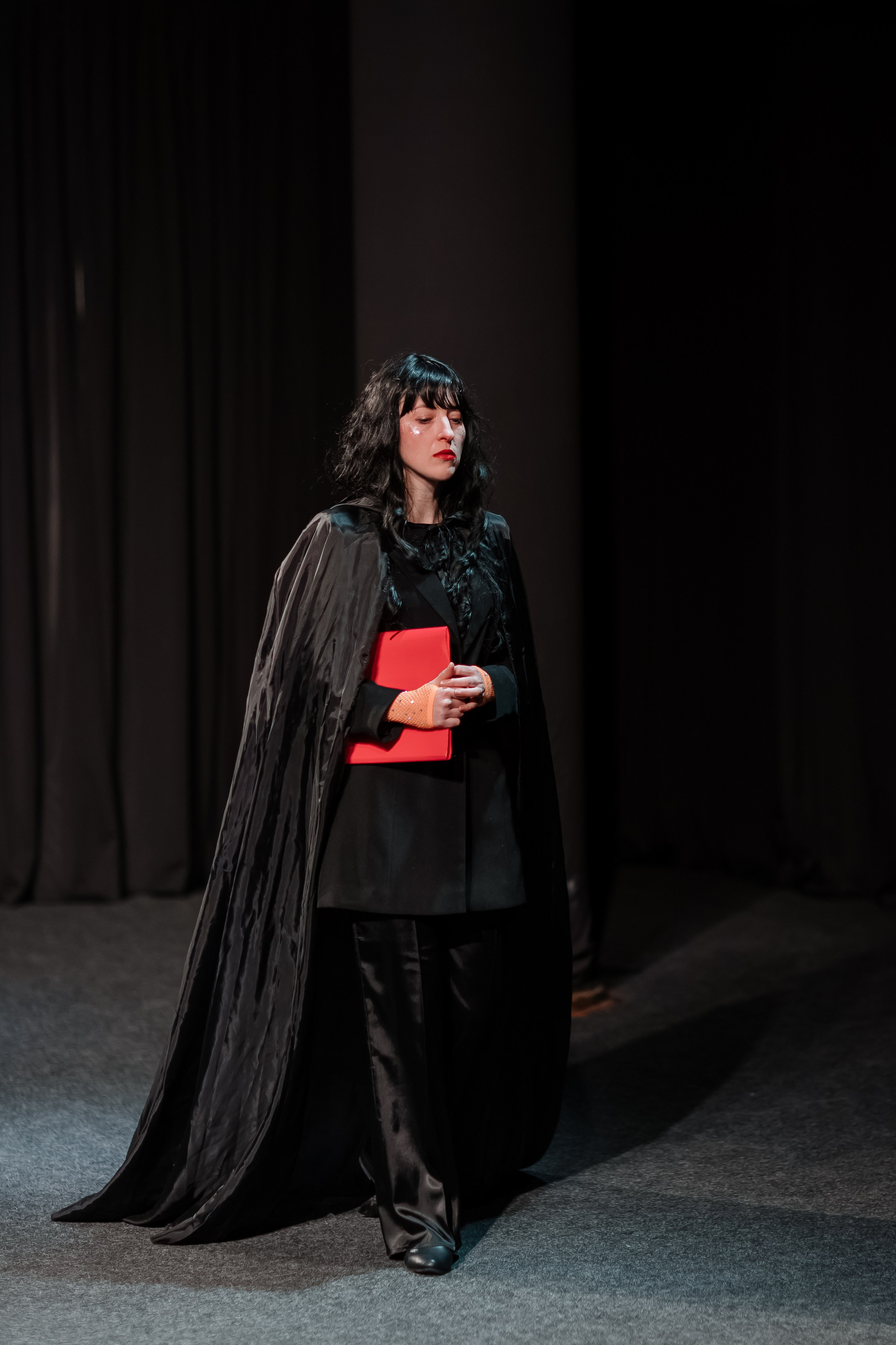 Спектакль. Свадебный фотограф