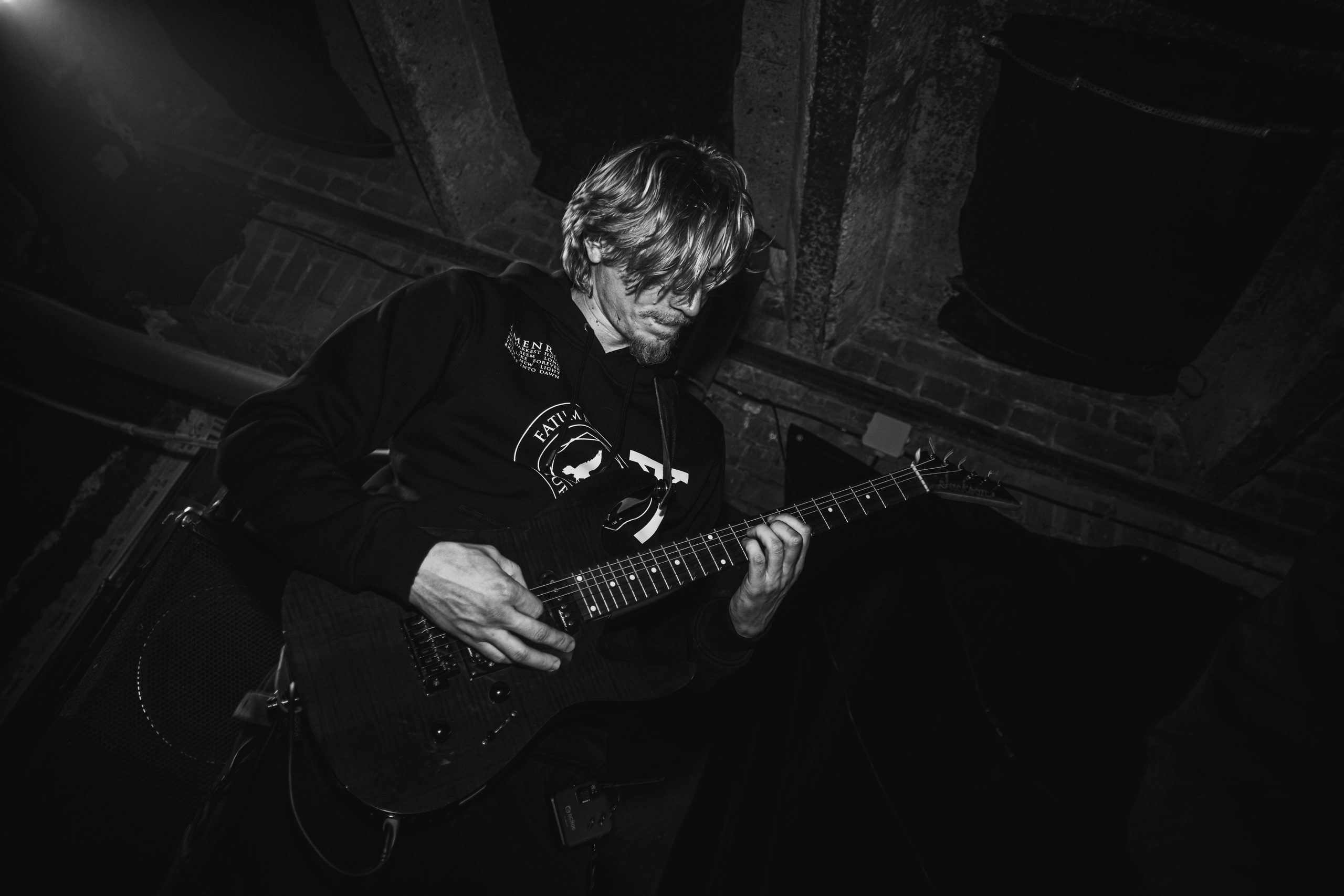 Laugar & Шумы Штормовых Широт & Пожары На Дальнем Севере 11.10.2025. Репортажный фотограф в Москве Legiodot