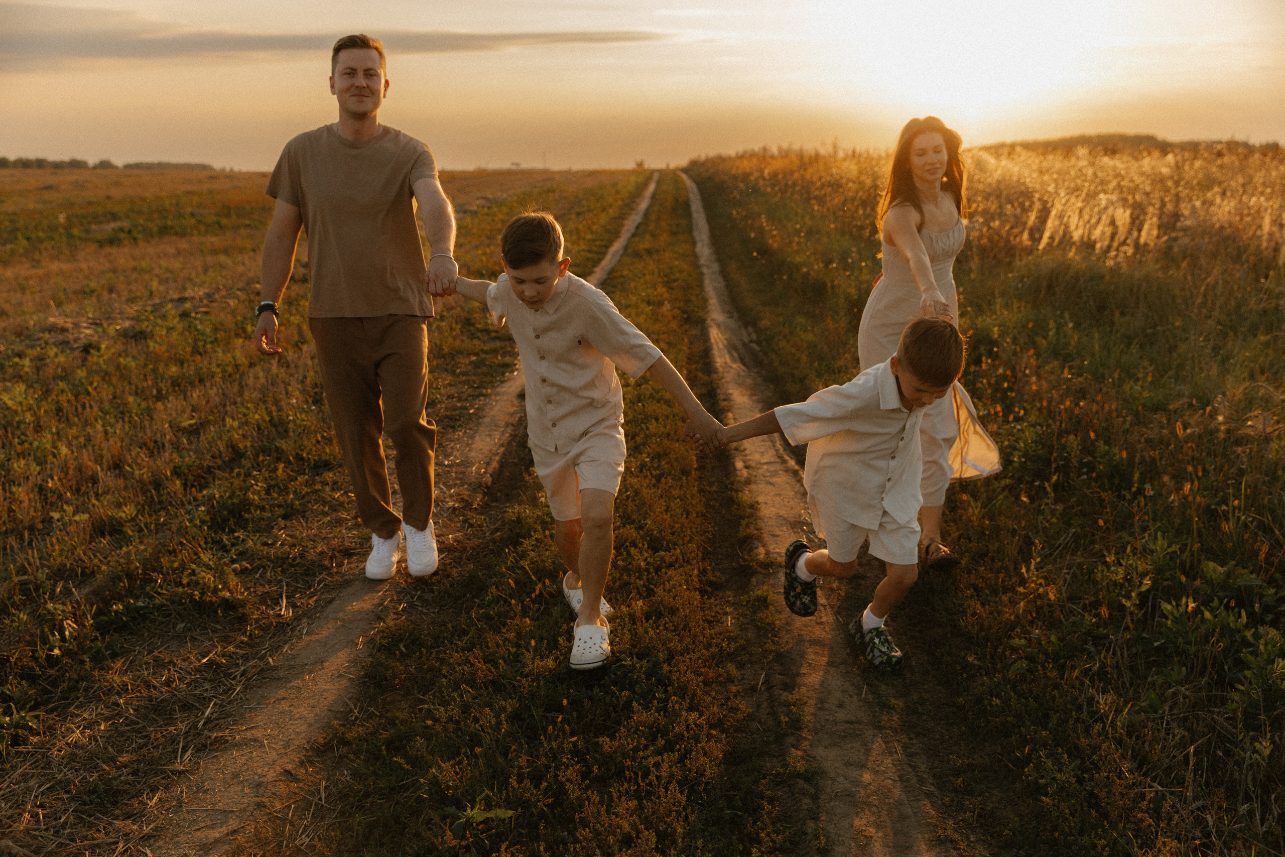 Летний вечер одной семьи. Фотограф Ульяна Дивина в Нижнем Новгороде и Нижегородской области