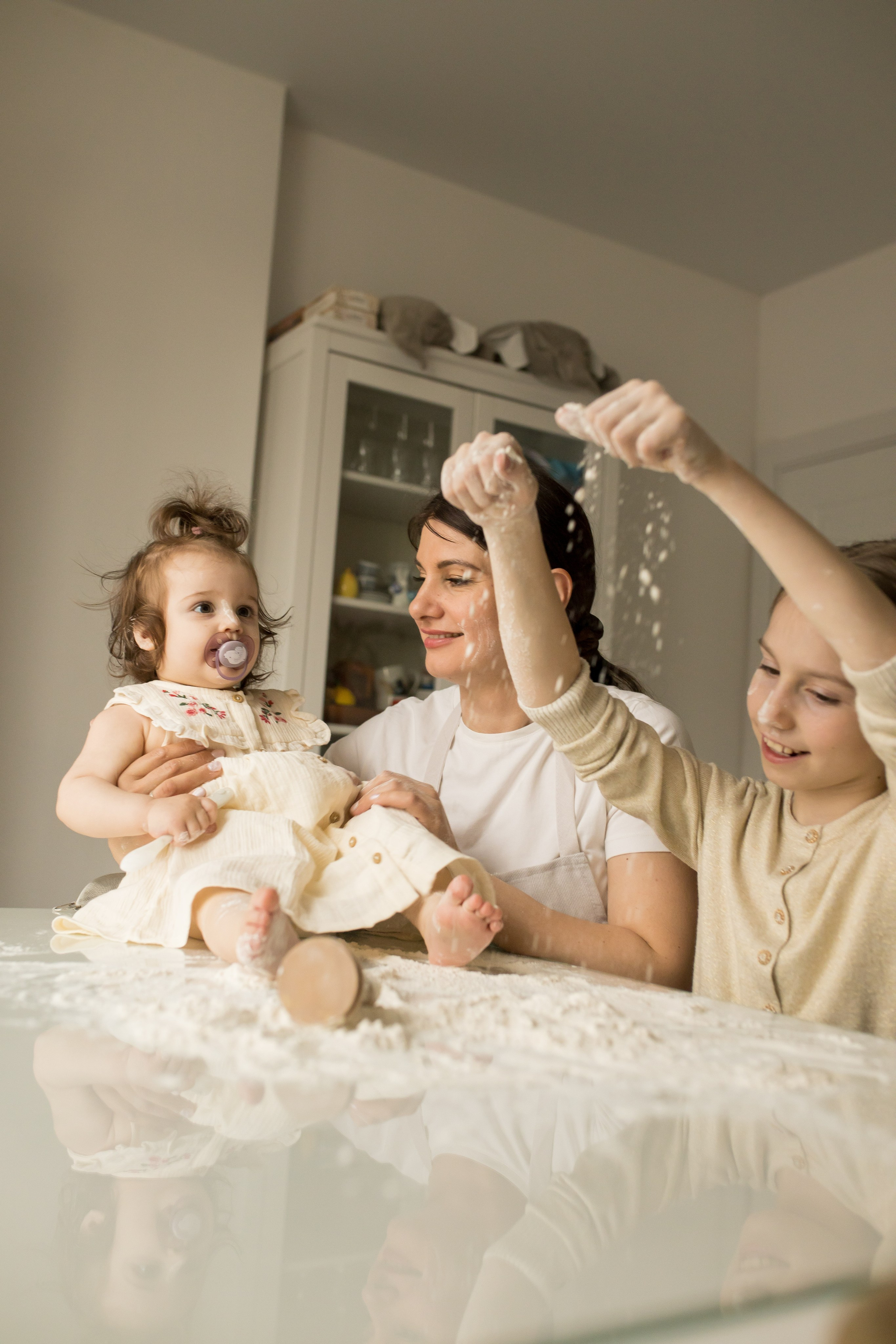 Катя и дочки. Фотограф Москва Лара Чайка