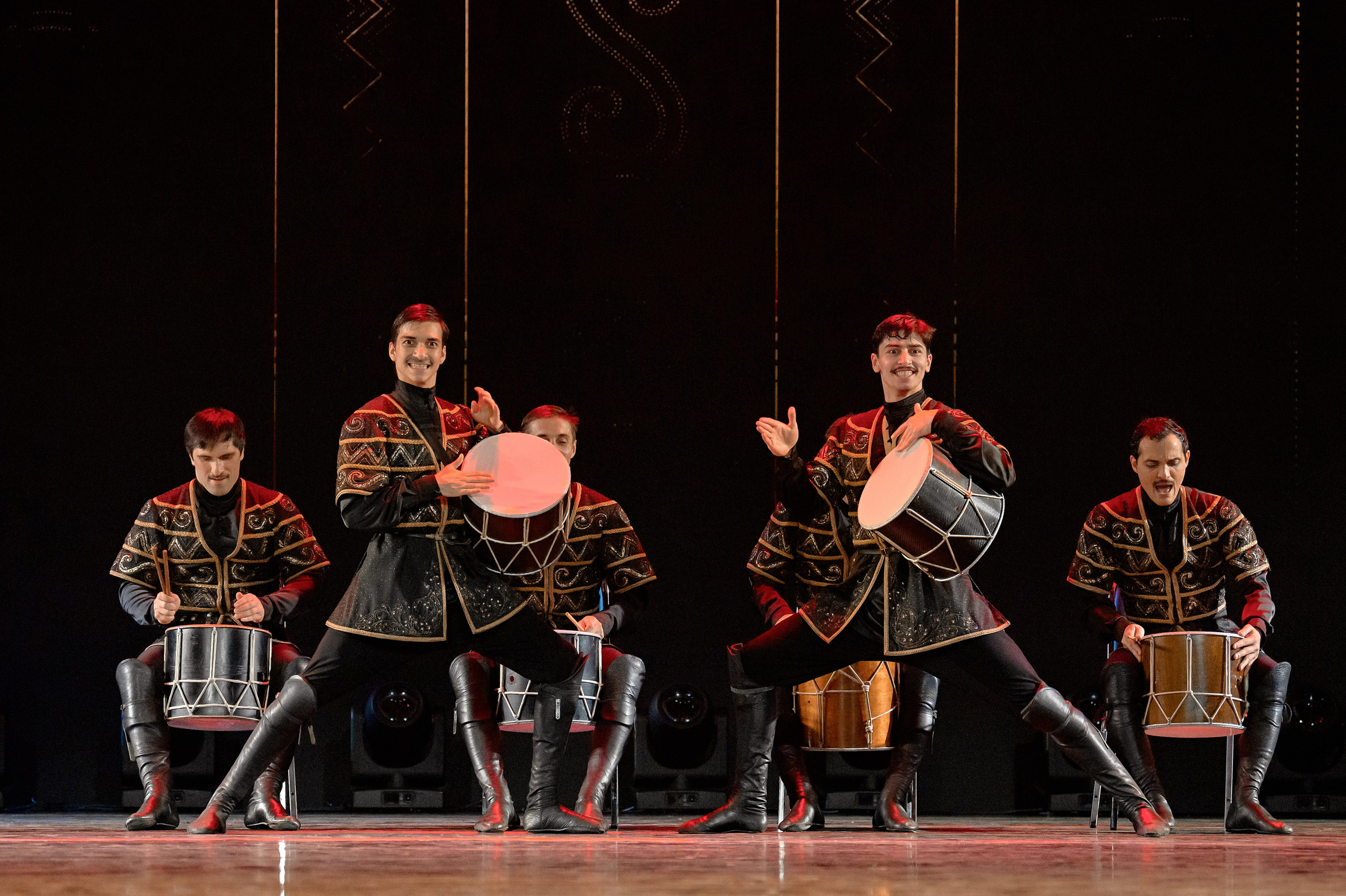 Лезгинка в Кремле. 65 лет концерт. РЕПОРТАЖНЫЙ И БИЗНЕС ФОТОГРАФ В МОСКВЕ, ЕГОР НИКОЛАЕВ