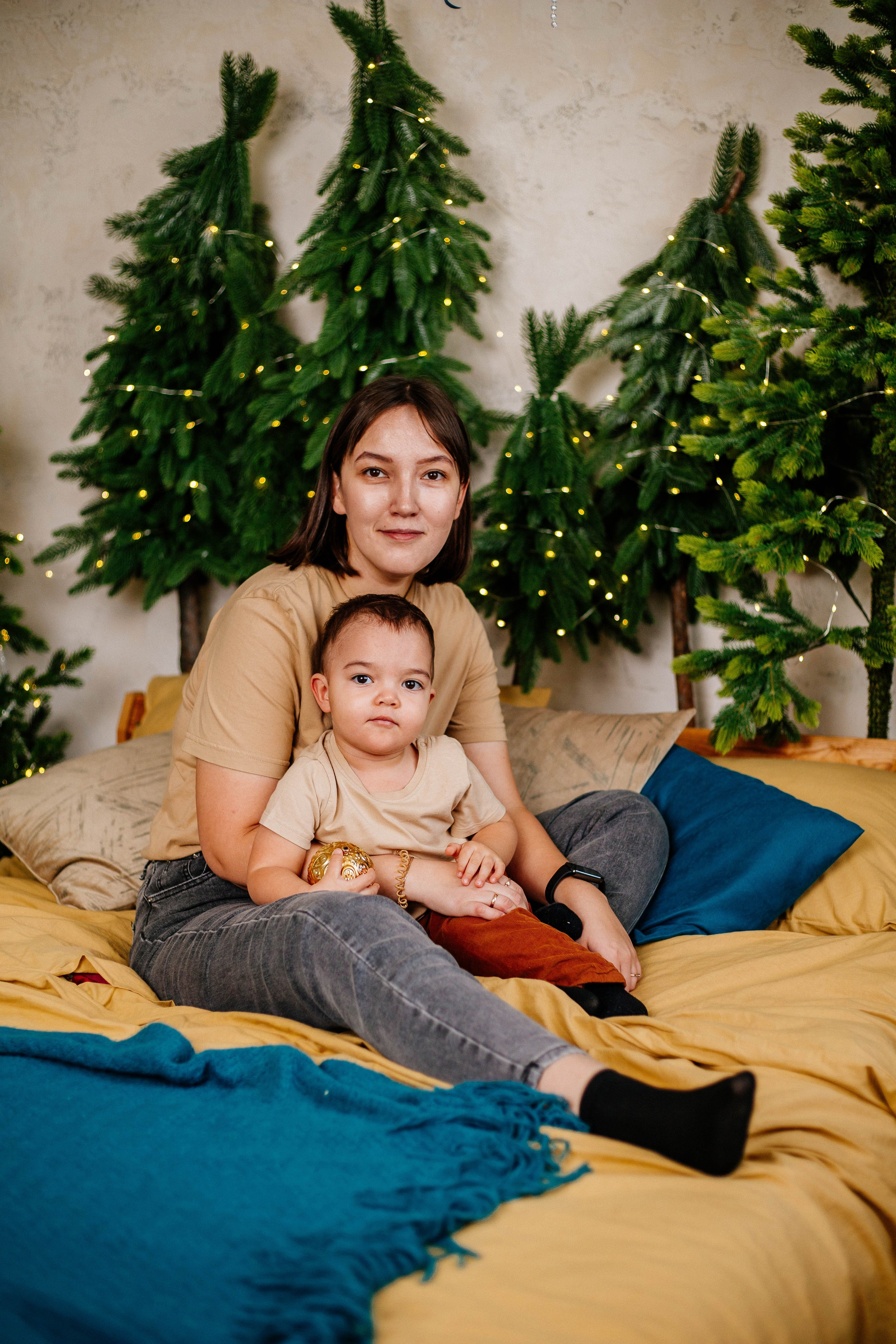 Лев с семьей. Рыжова Тамара