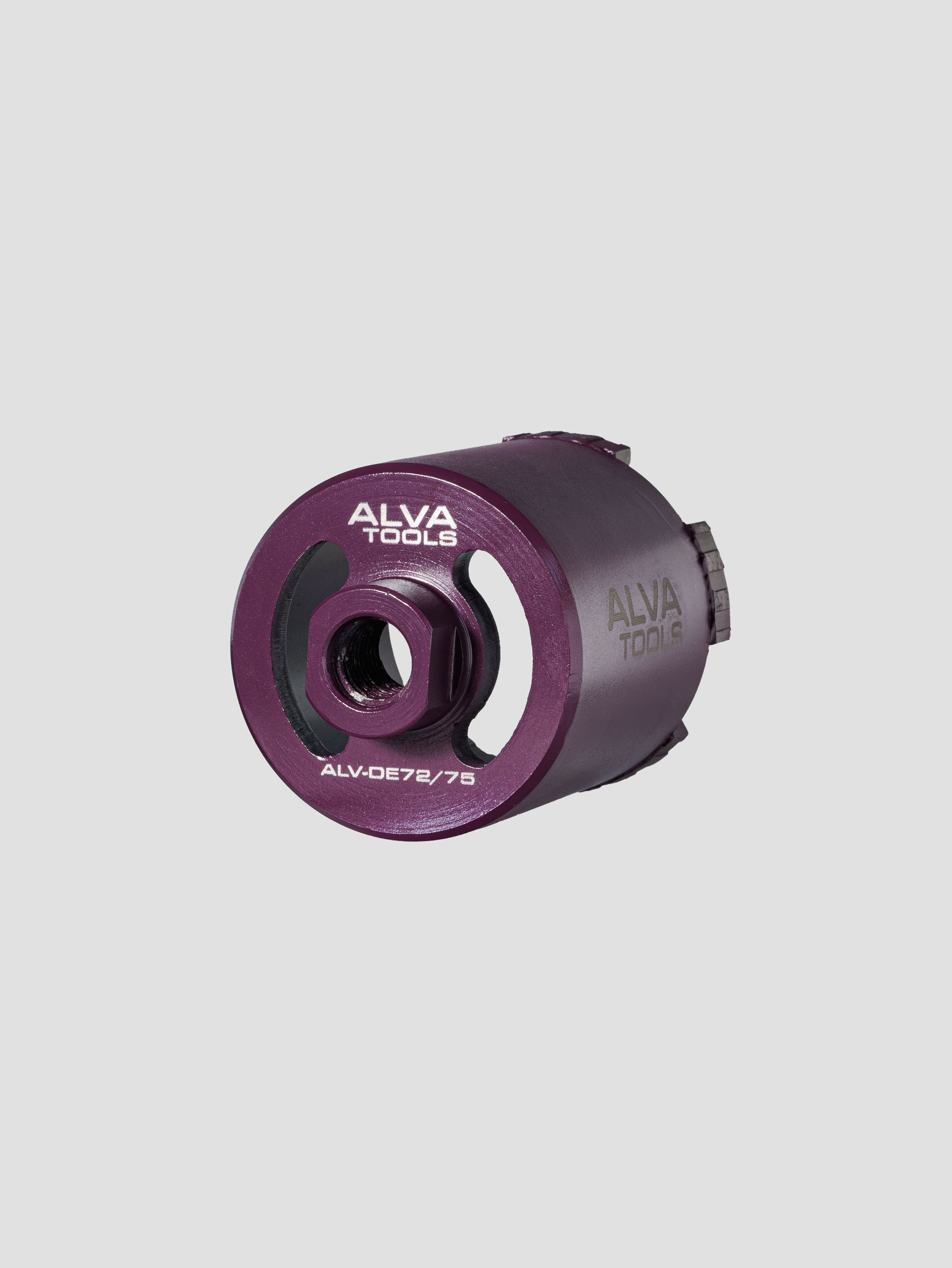 Предметные фотографии шаблонов и коронок для сверления стен