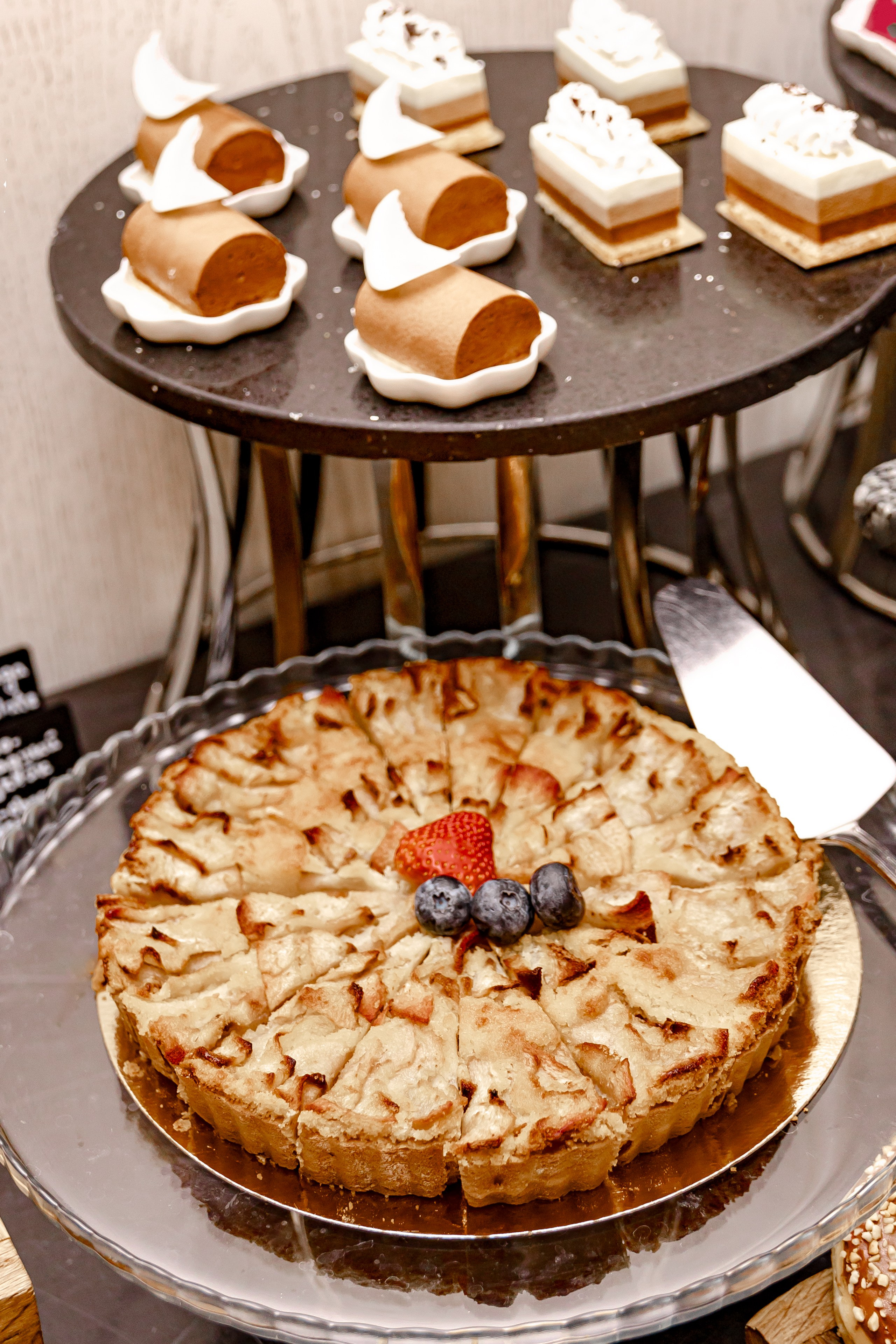 Завтрак в Ресторане «ST REGIS MOSCOW». Свадебный/Портретный фотограф снимаю в Москве