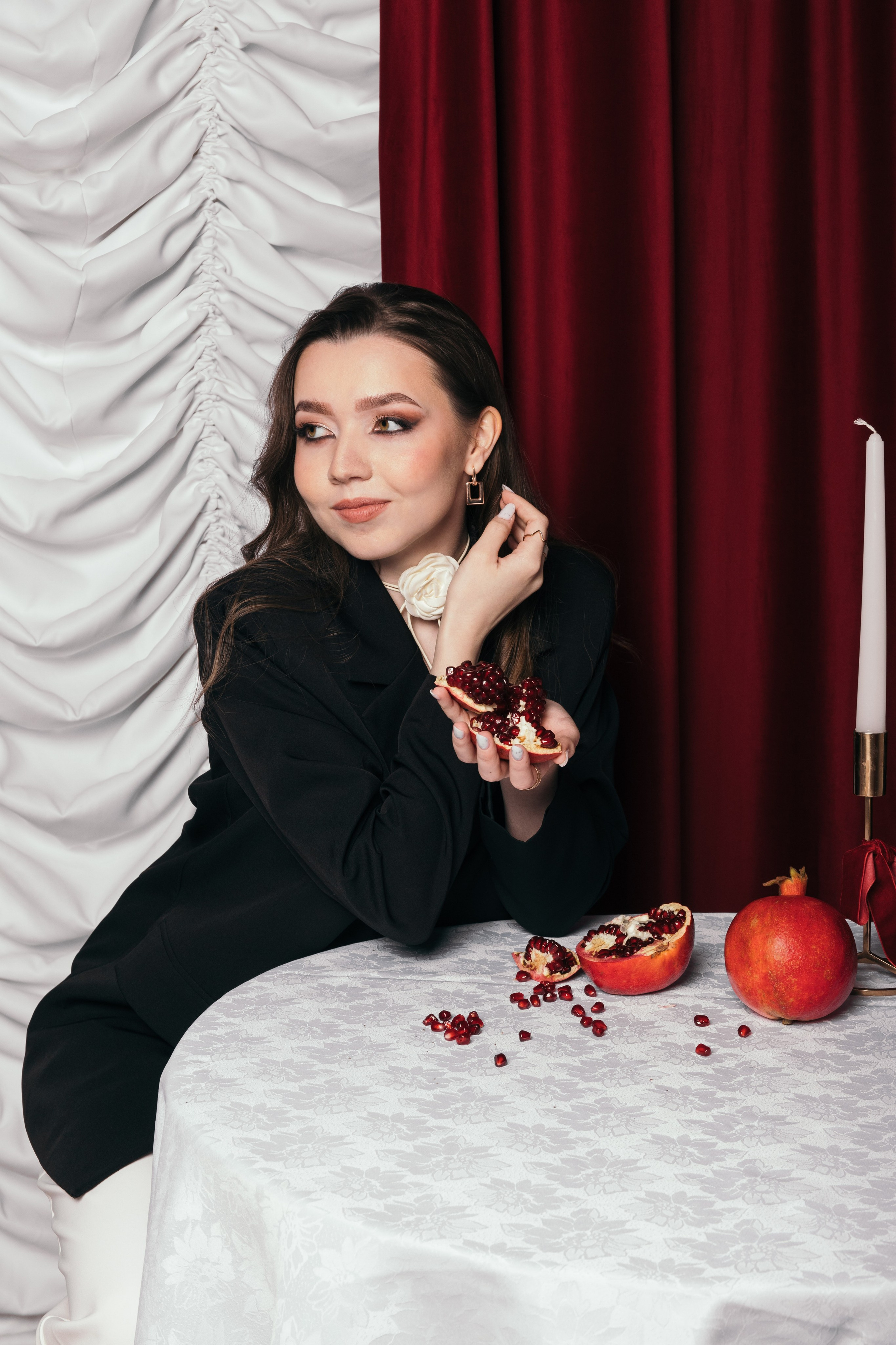 Вера и гранат. Фотограф Елена Балакина (Челябинск)