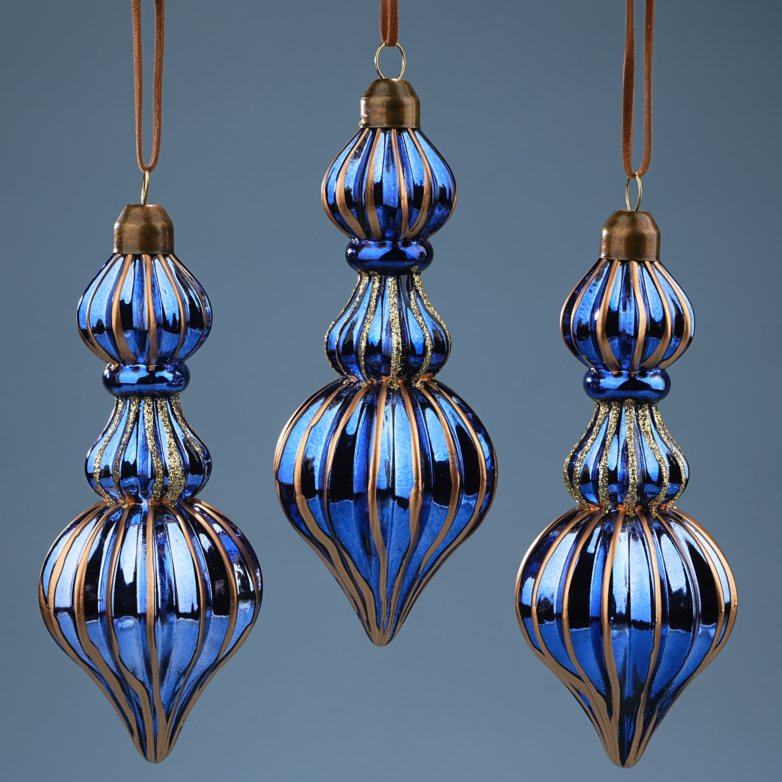 Елочные игрушки и шары. Профессиональный фотограф в Москве и МО