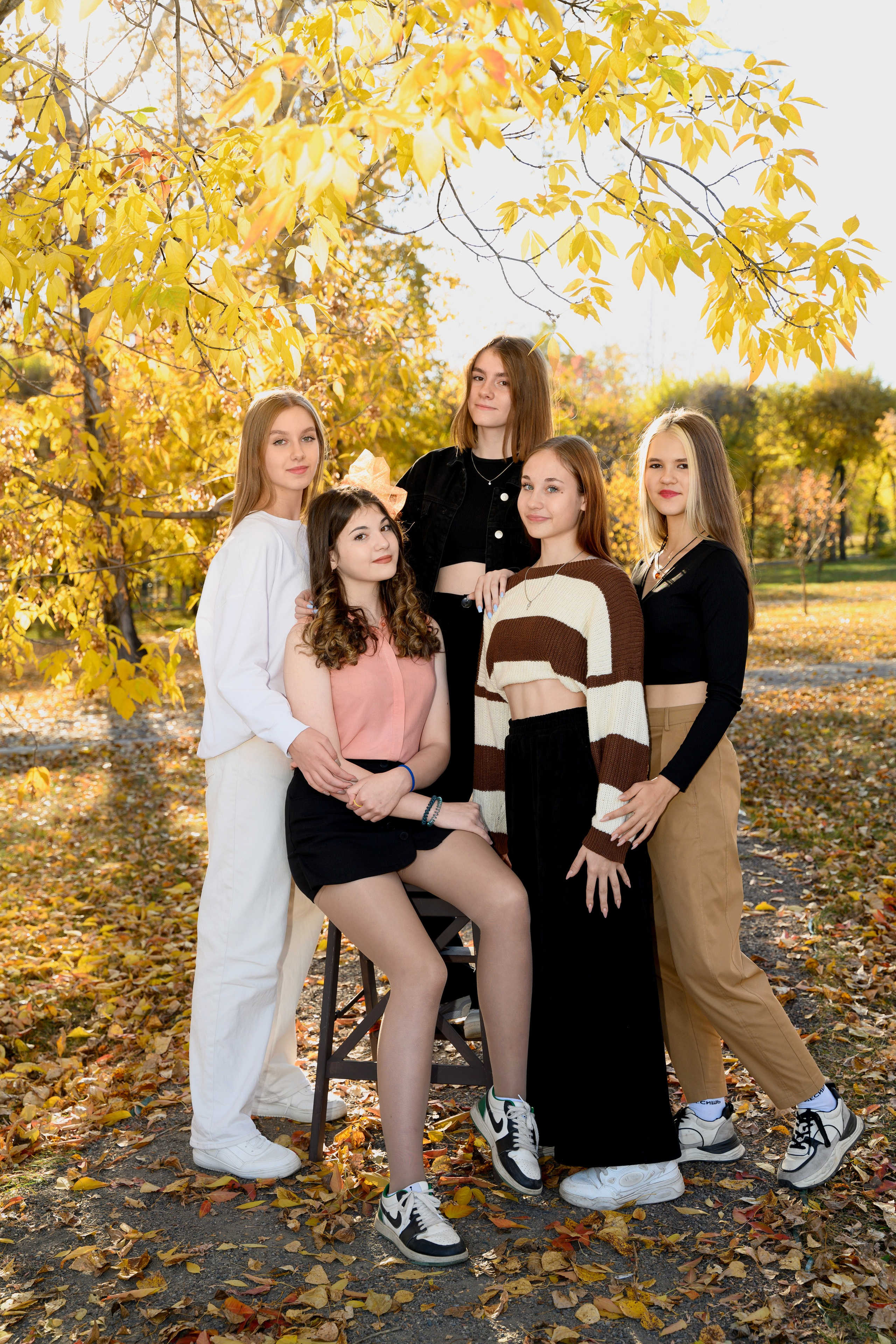 Фотоальбомы для старшеклассников 9-11 класс. Профессиональный фотограф в г. Красноярске Татьяна Арлакова