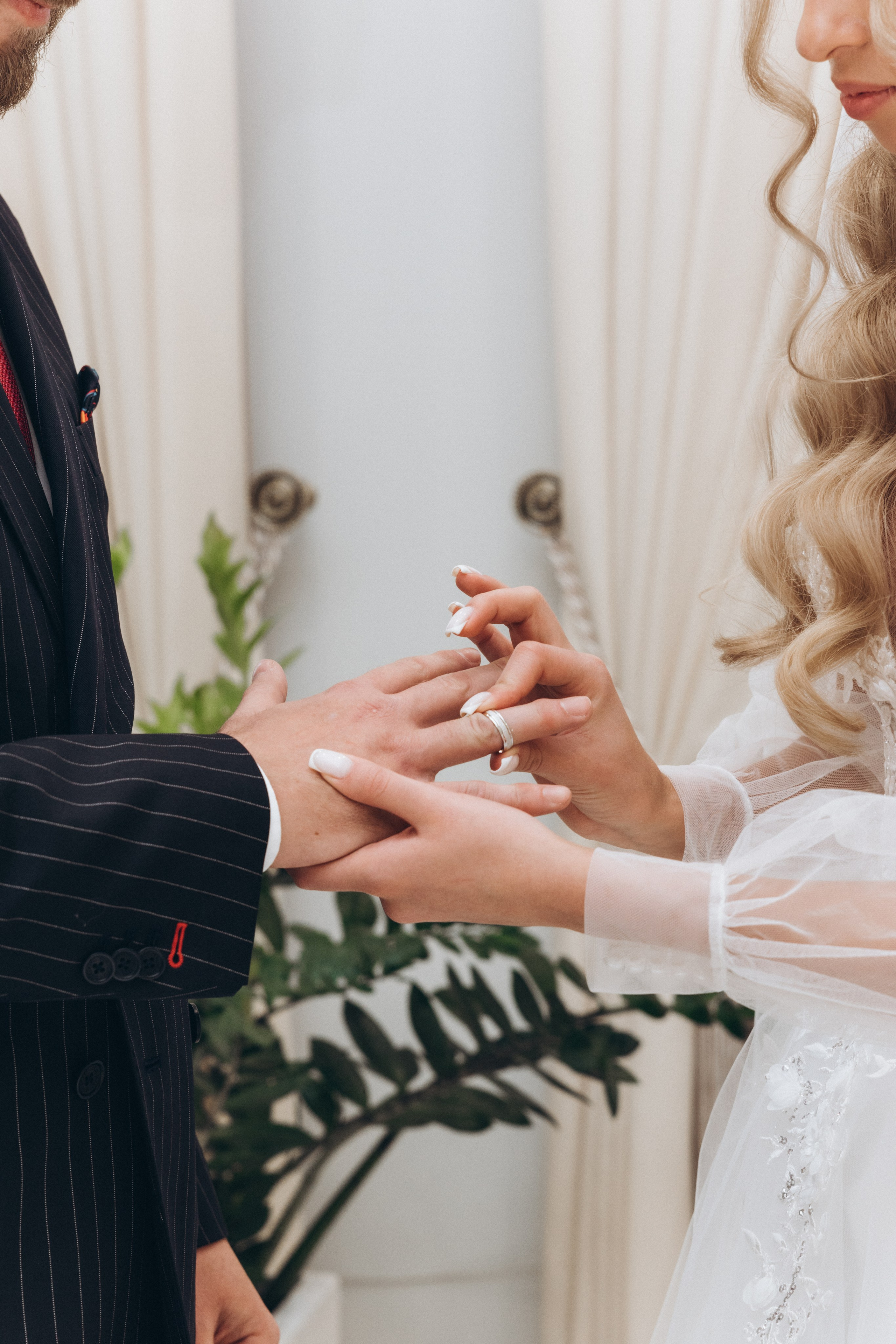 Утро и роспись Виктора и Марии. Ваш фотограф в Одинцовском районе и Москве