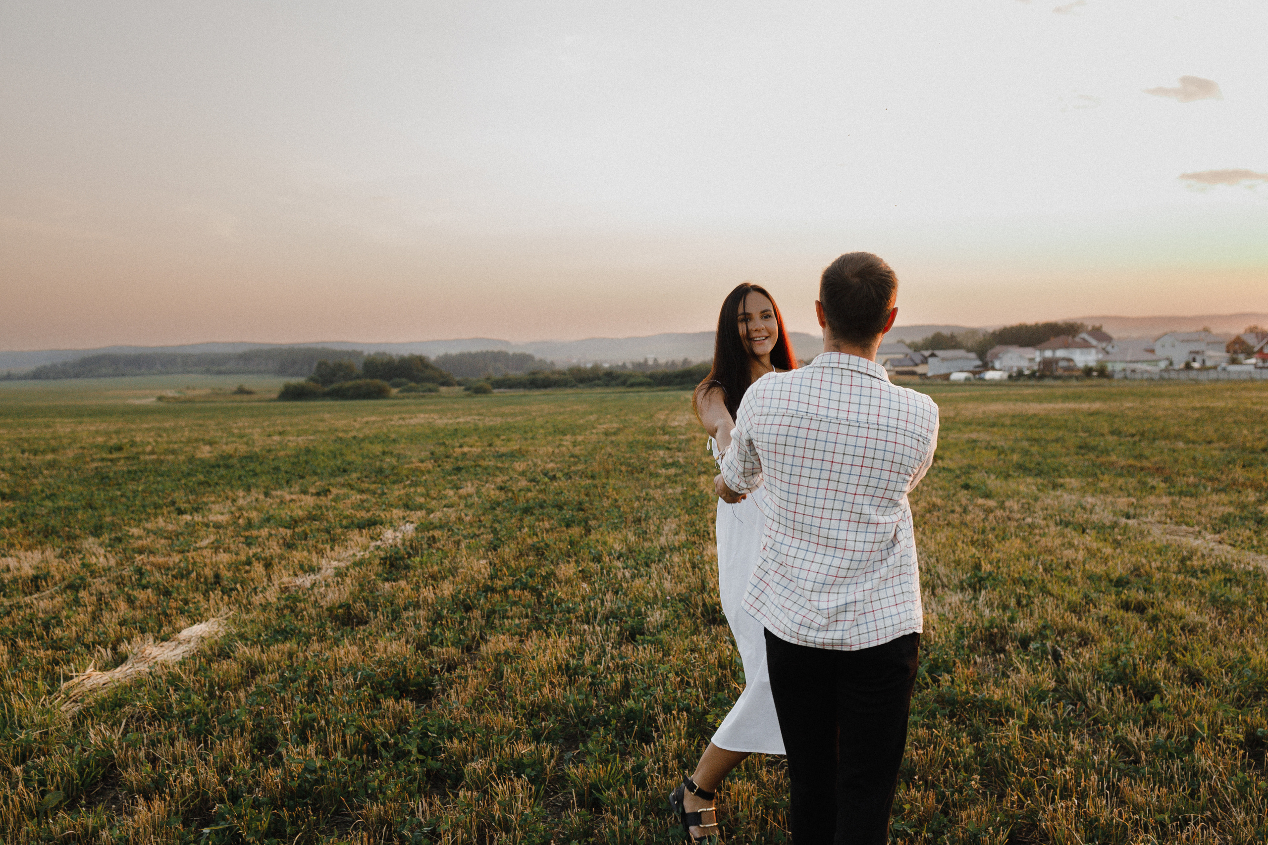 В ожидании Артур и Даша. Семейный свадебный фотограф Семен Егоров