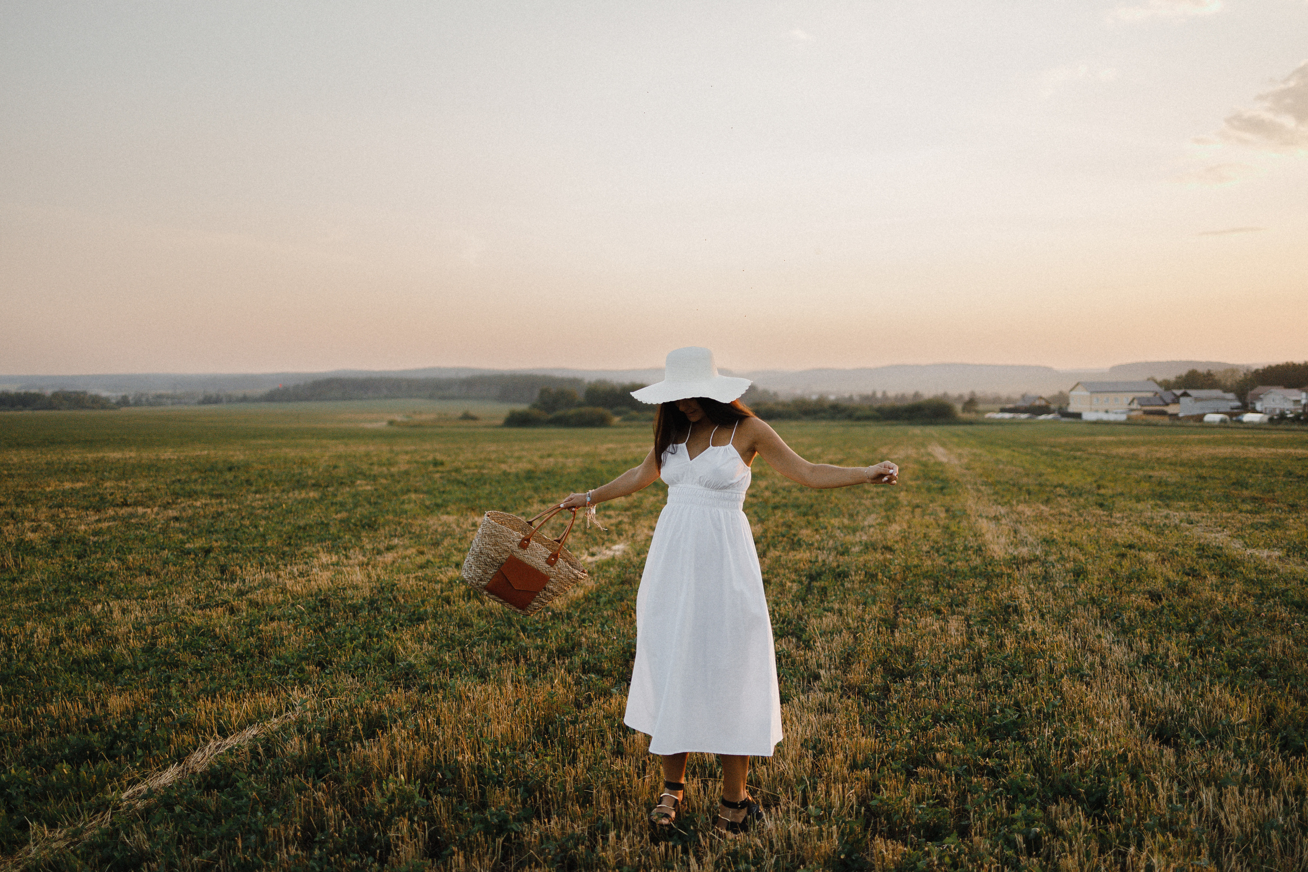 В ожидании Артур и Даша. Семейный свадебный фотограф Семен Егоров