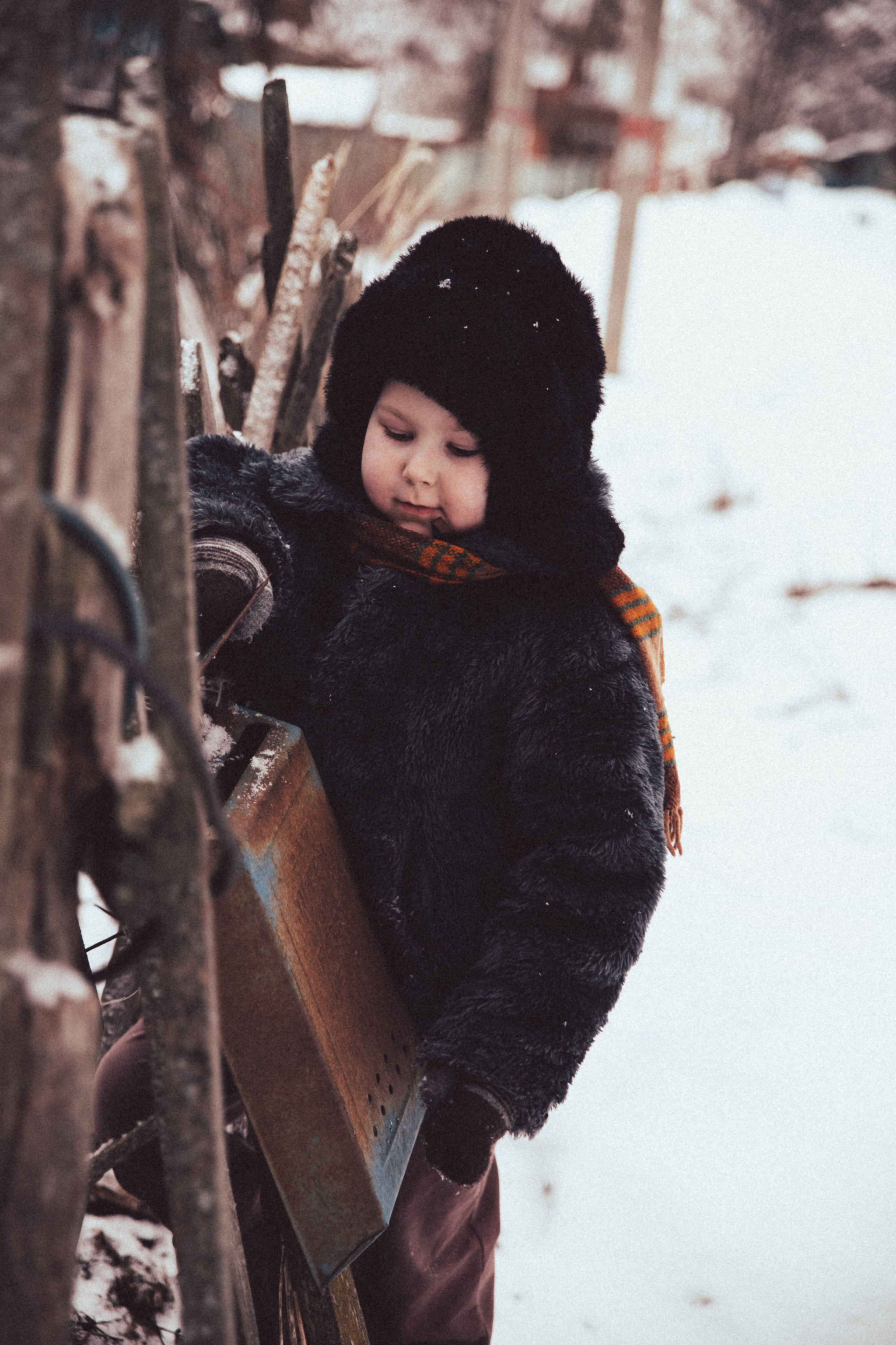 Прогулка в родительской шубке. Елена Котлярова фотограф г. Сергиев Посад