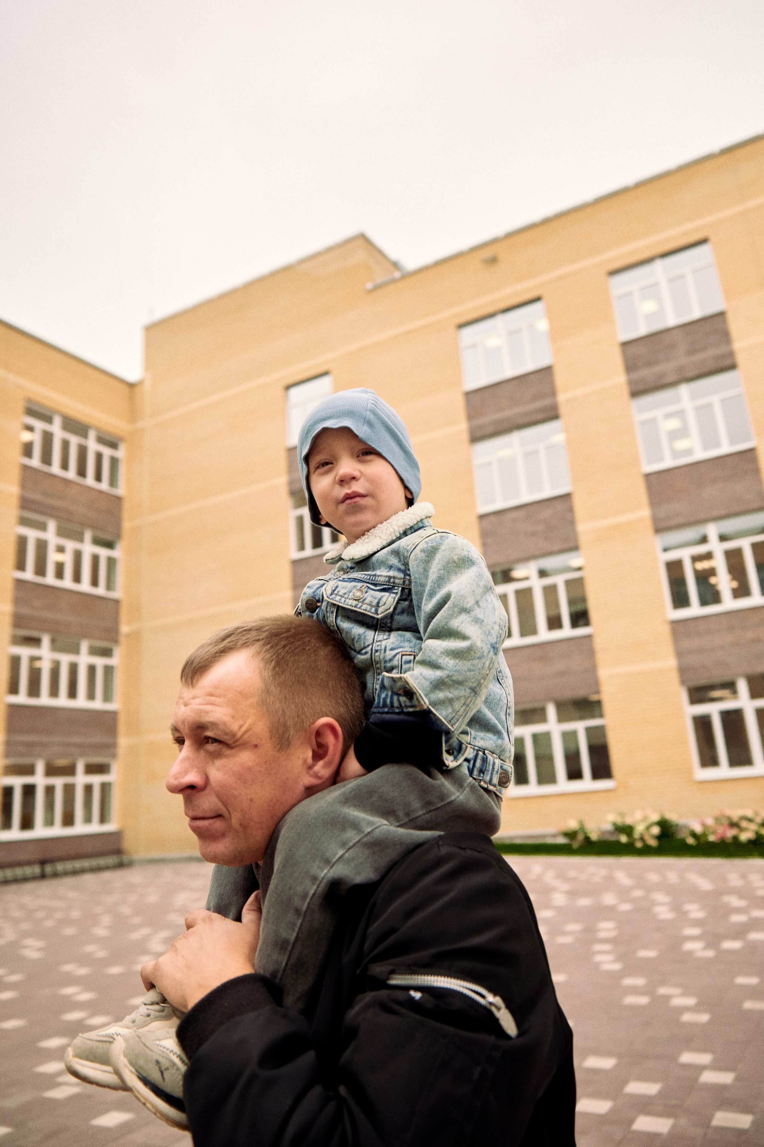 Утро первого сентября. Василиса Стриж — семейный фотограф в Екатеринбурге | Семейная документалистика